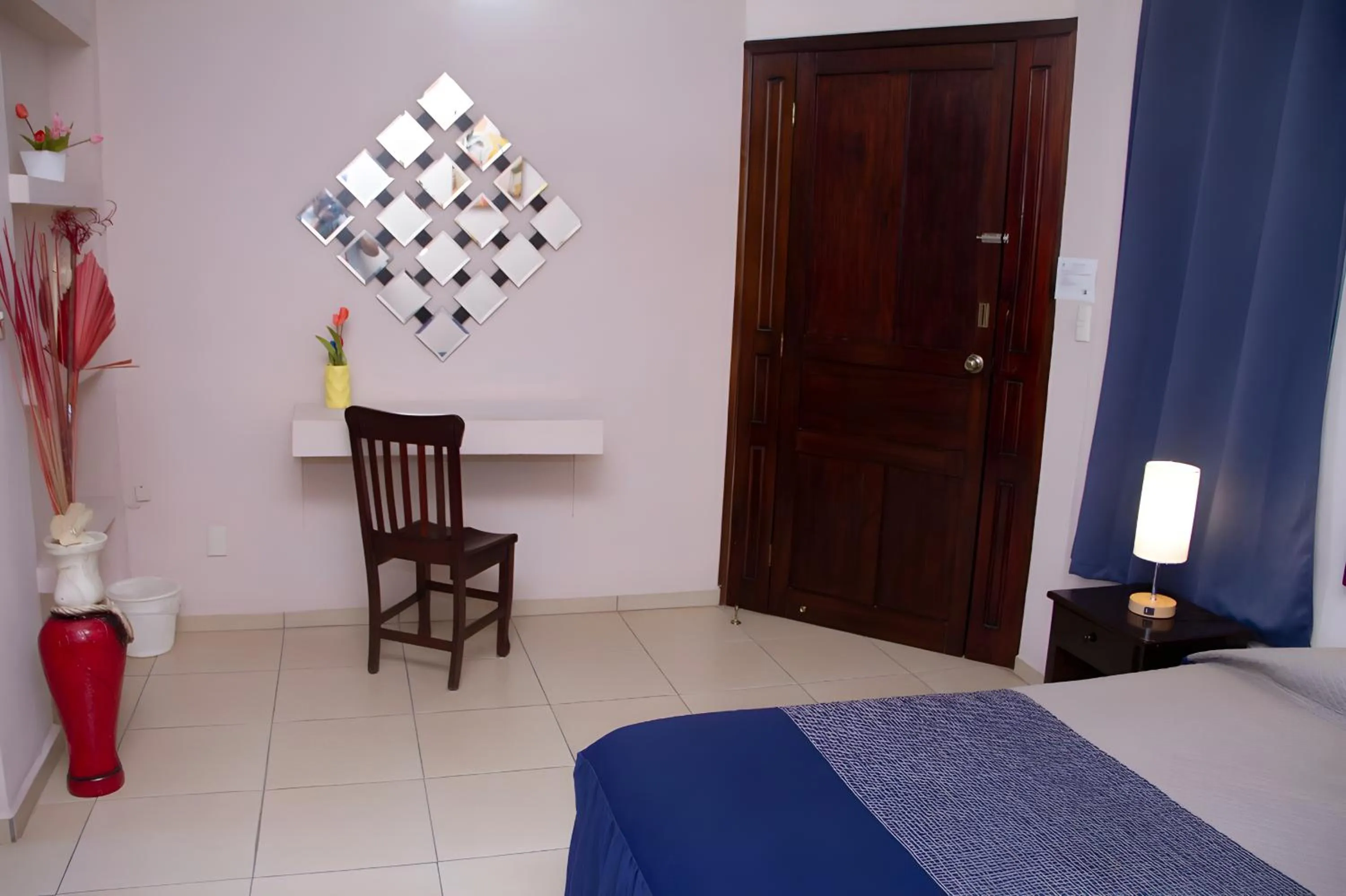 Bedroom, Bed in Hotel Cortaza Galería