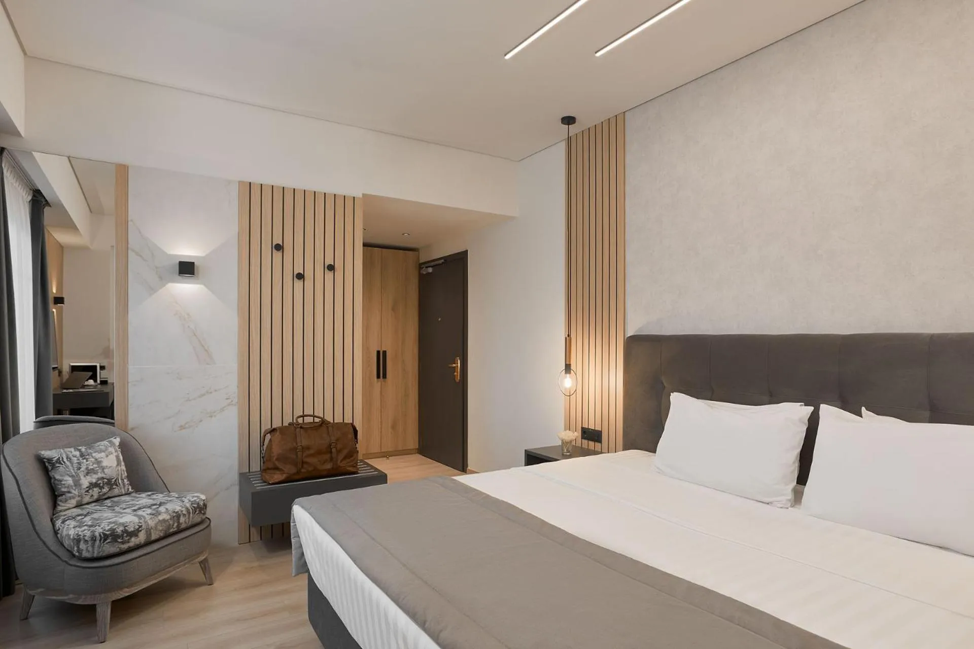 Bedroom, Bed in Grand Hotel Palace