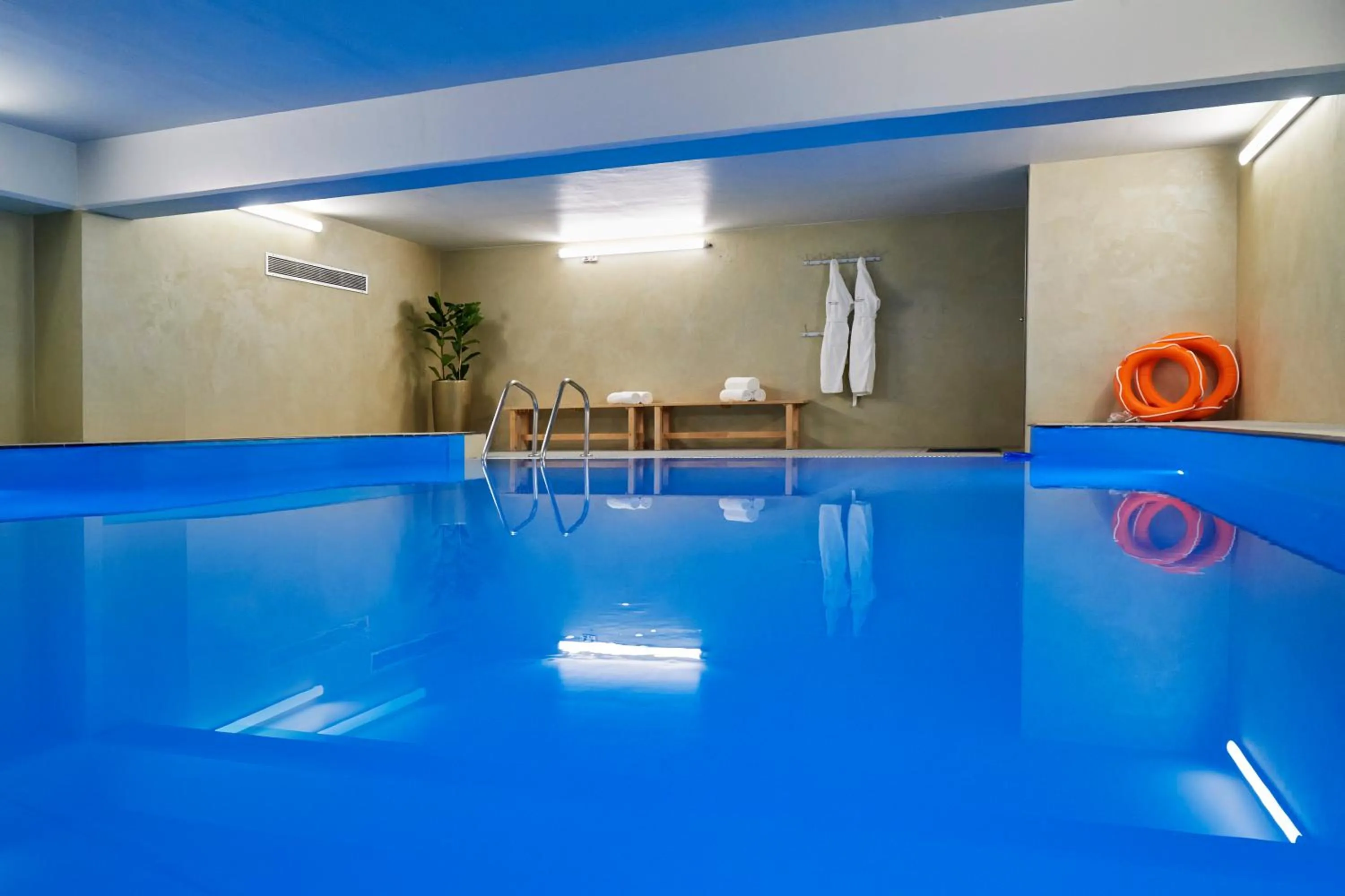 Pool view in Grand Hotel Palace