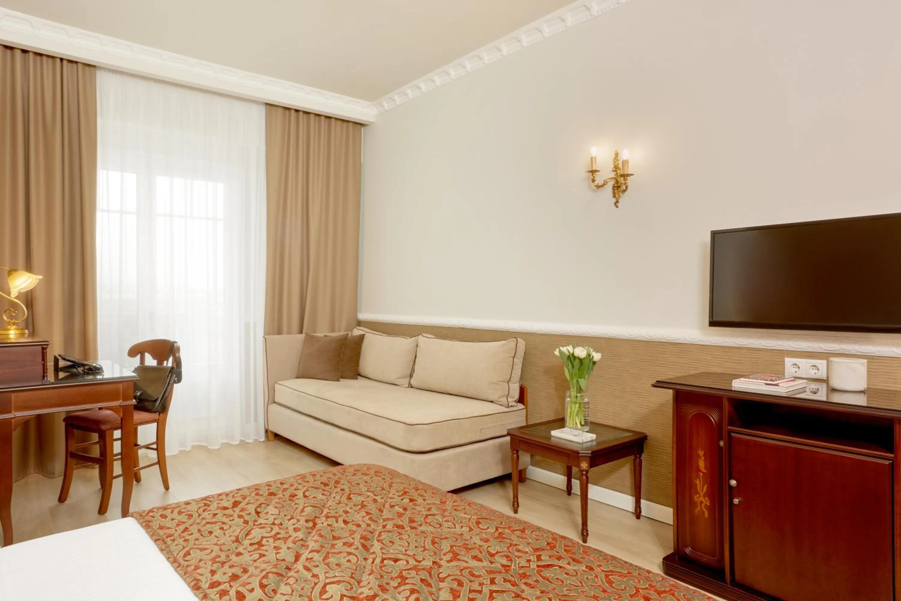 Bedroom in Grand Hotel Palace