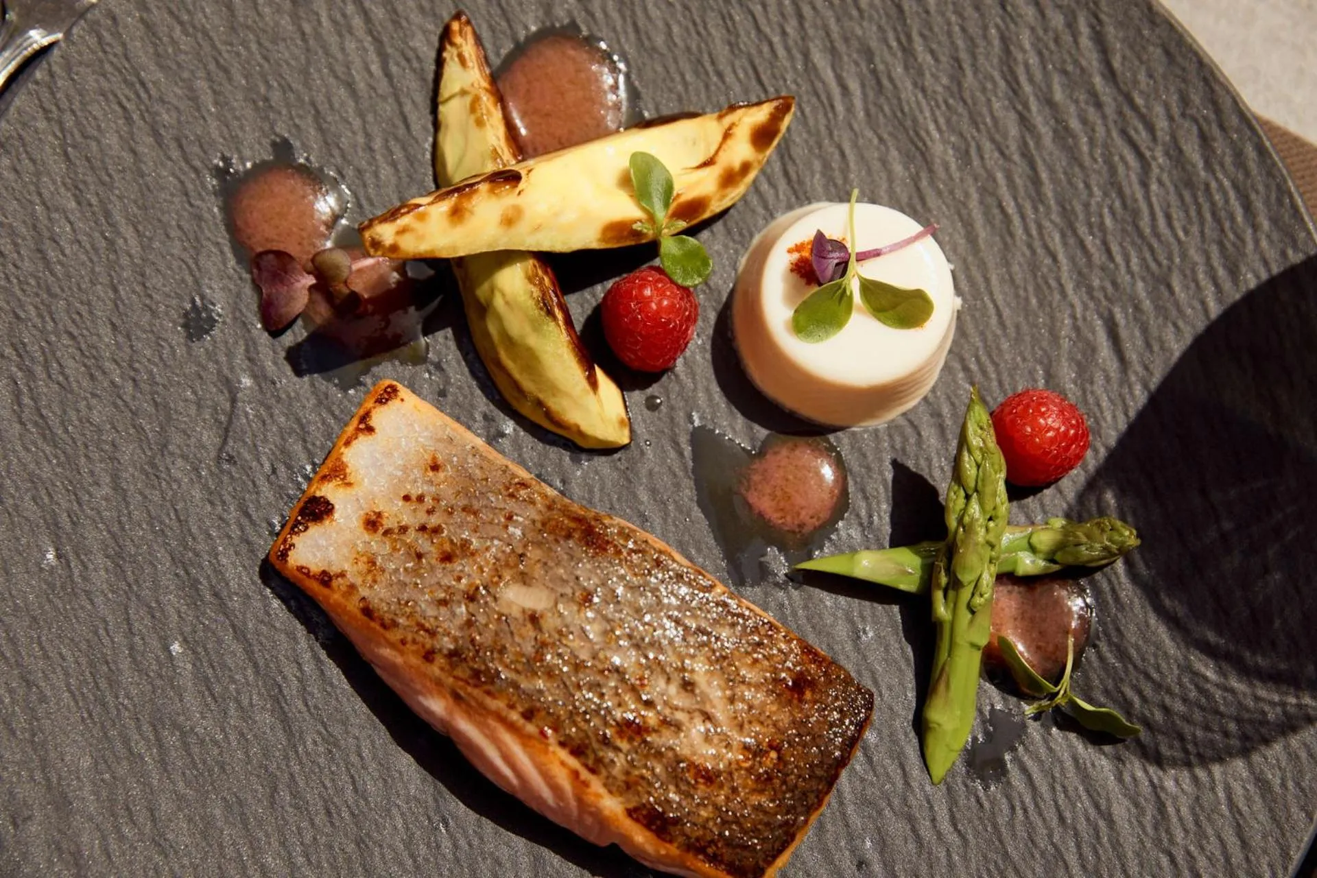 Restaurant/places to eat in Grand Hotel Palace