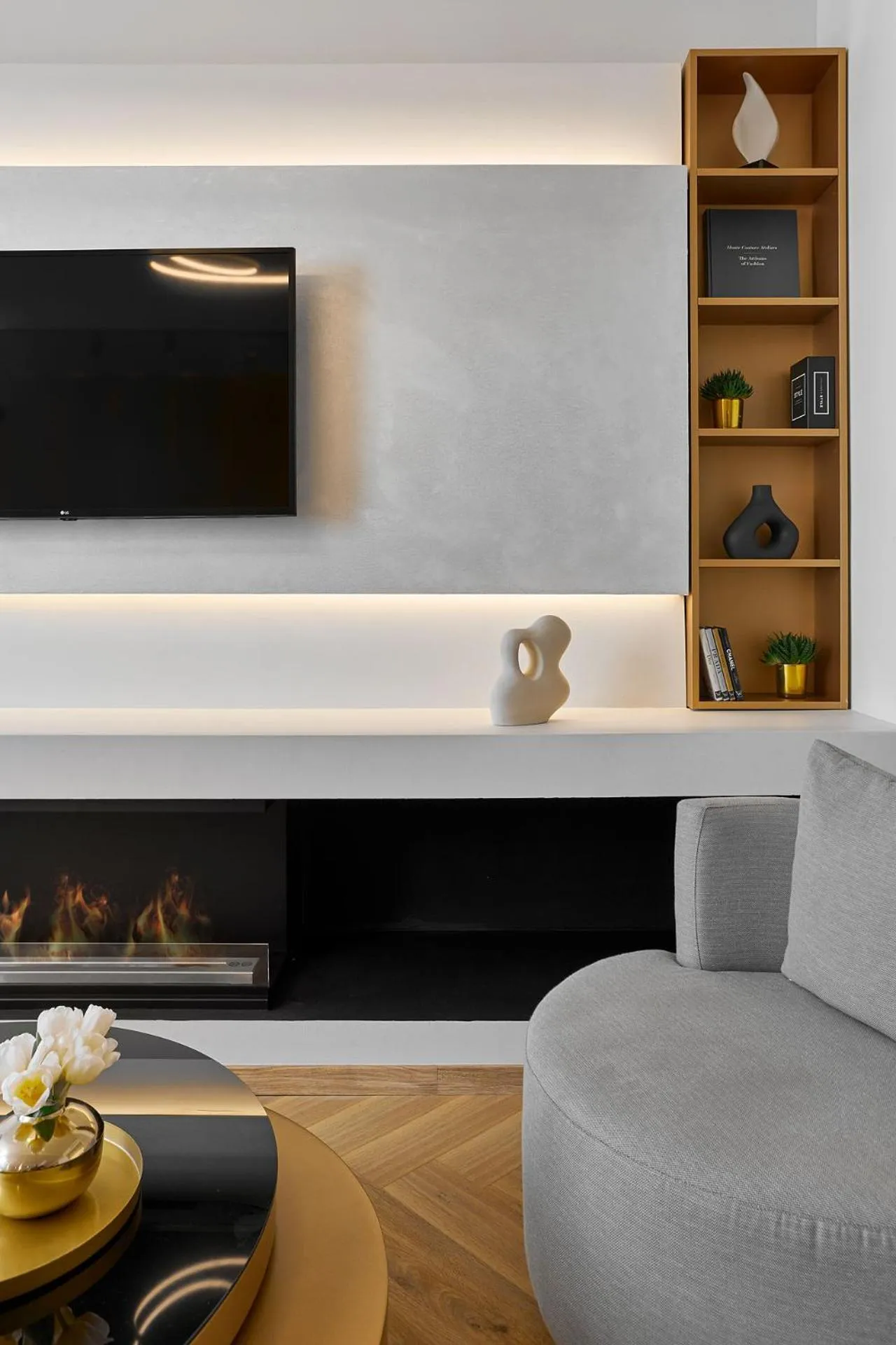 flat iron in Grand Hotel Palace