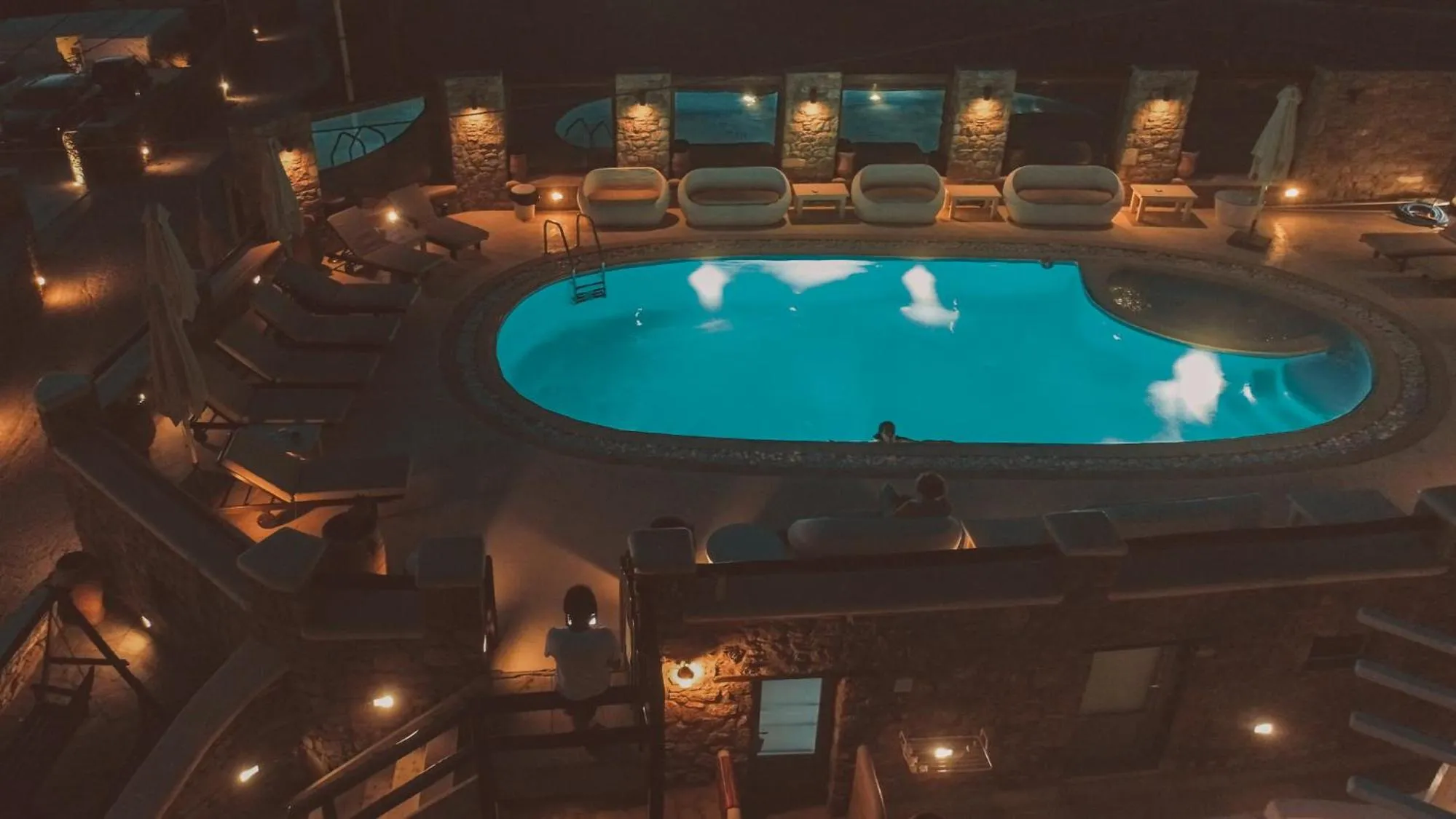 Night in Villa Konstantin Rooms & Suites