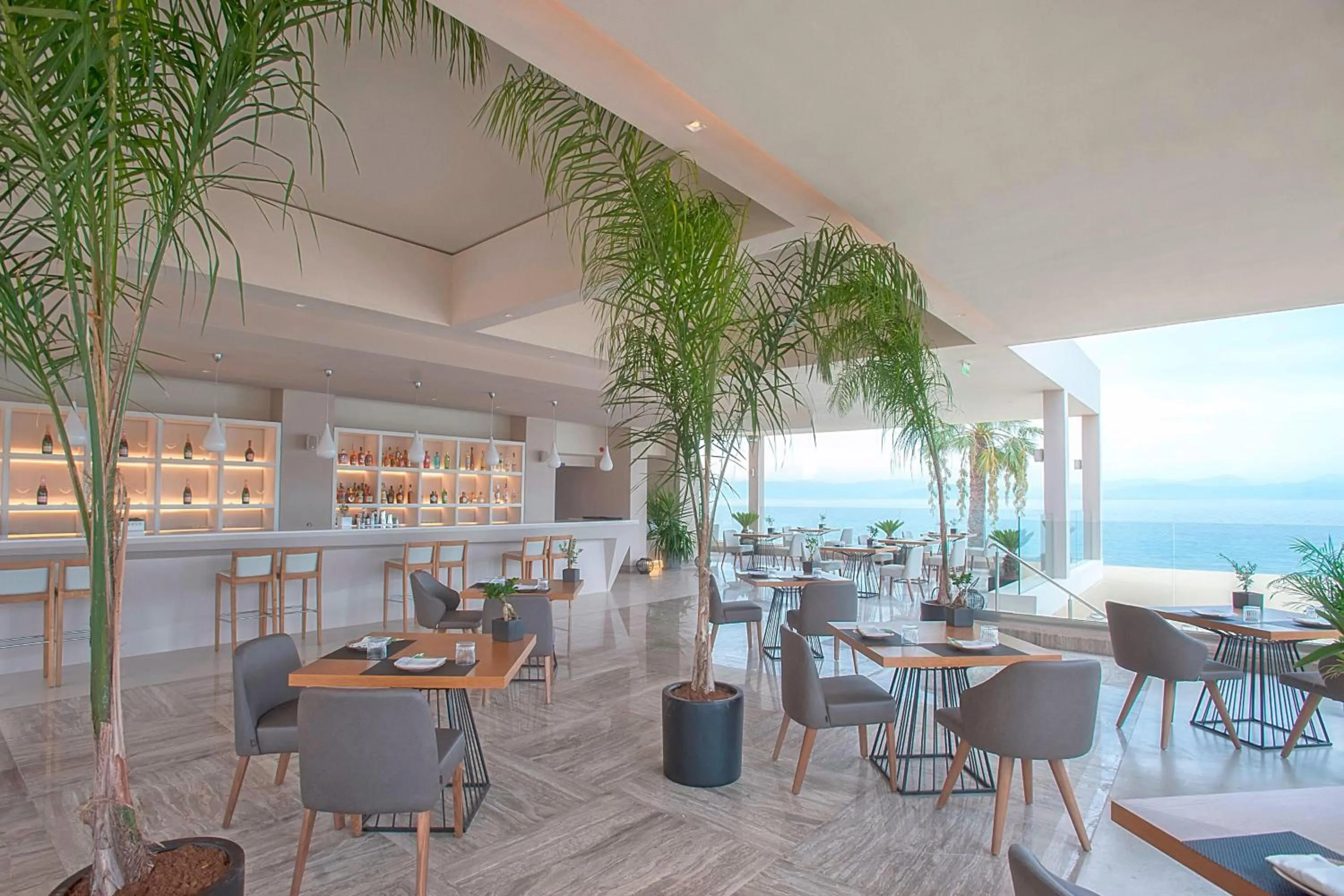 Lounge or bar in Domes Miramare, a Luxury Collection Resort, Corfu - Adults Only