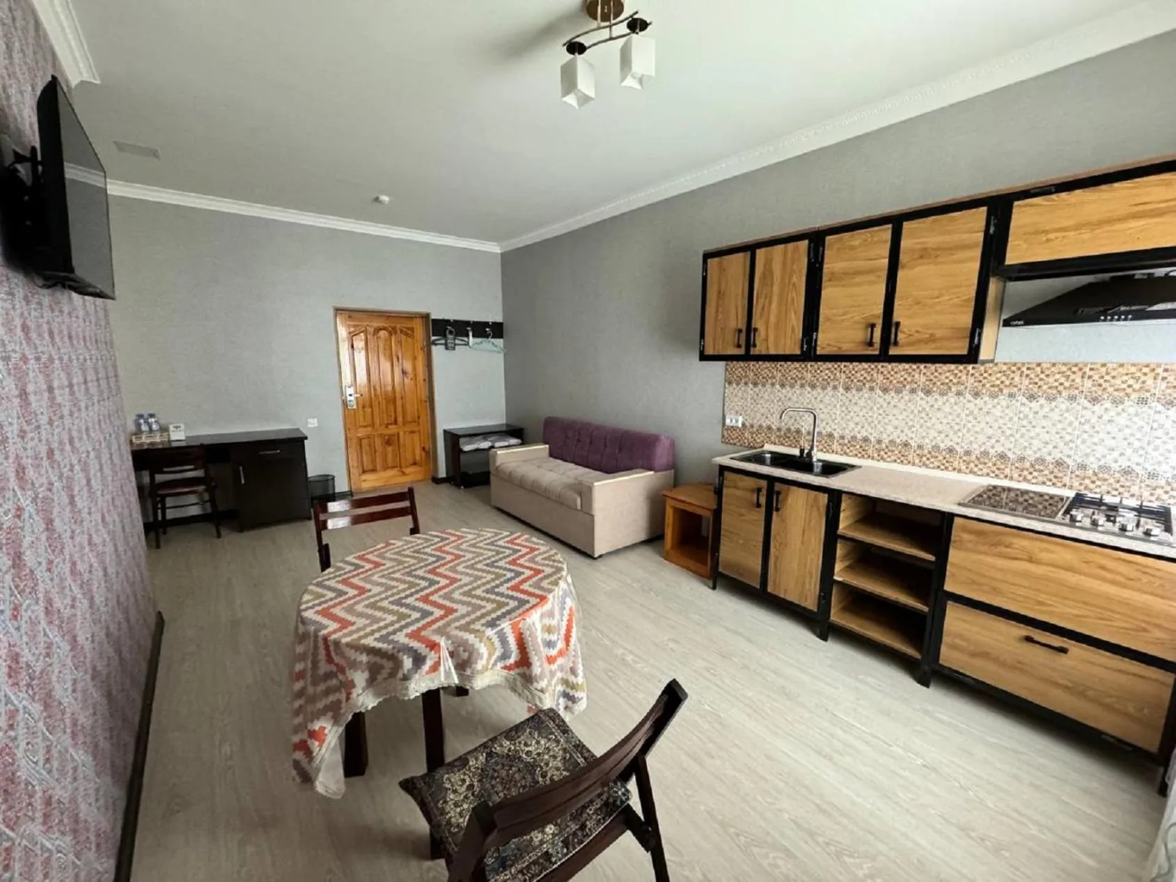 Living room in Qamar Hotel