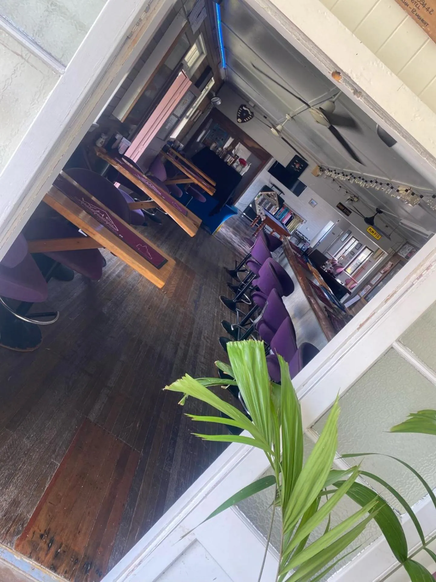 Restaurant/places to eat in Carmila Hotel