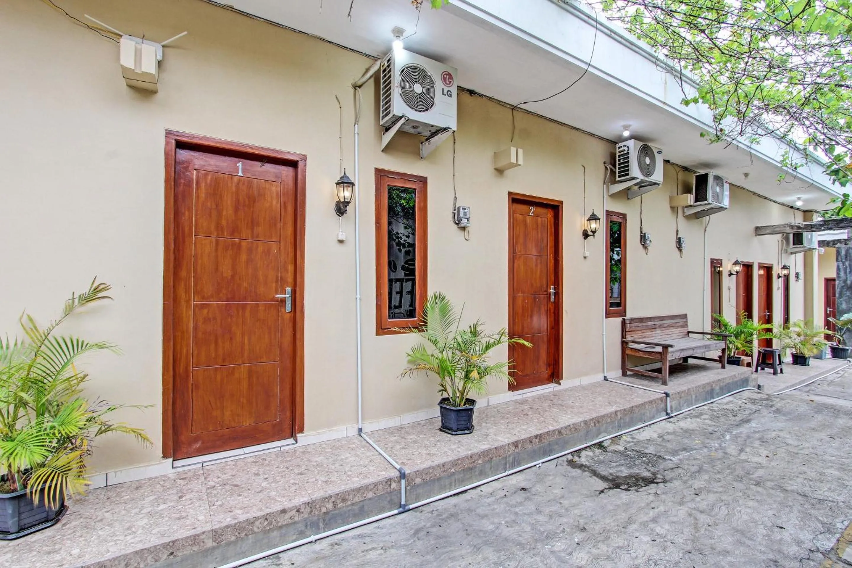 Lobby or reception in OYO Life 92184 Mr Brown Homestay