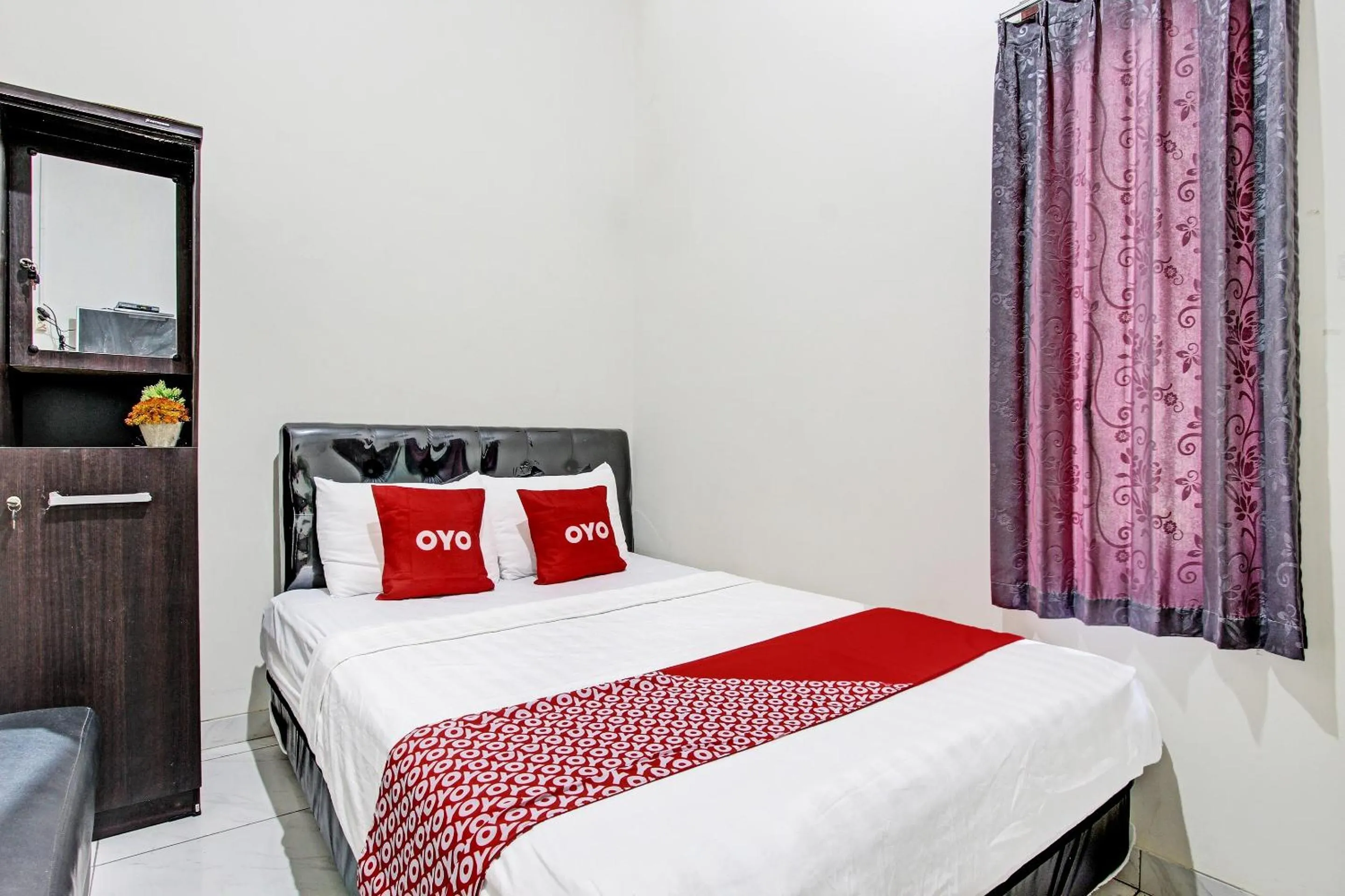 Bedroom, Bed in OYO Life 92184 Mr Brown Homestay