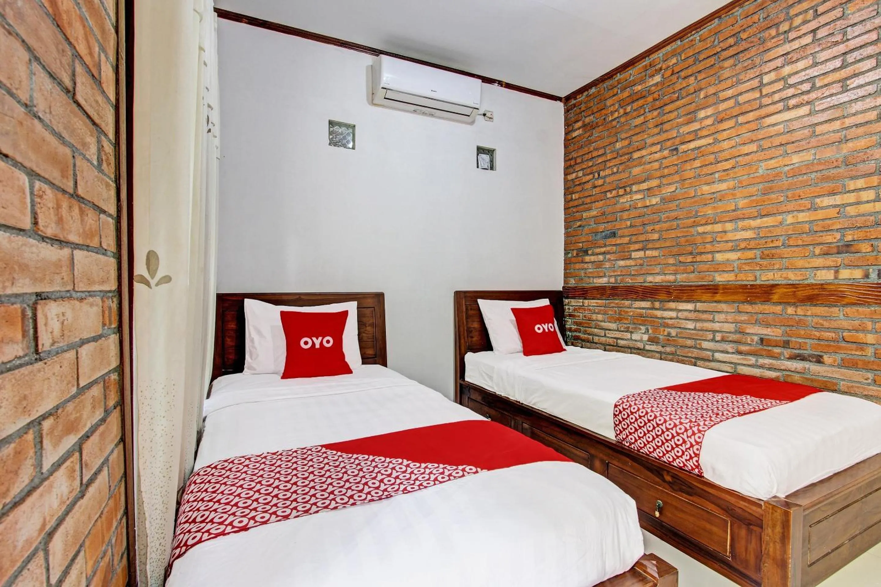 Bedroom, Bed in Hotel O Nayo Homestay Syariah