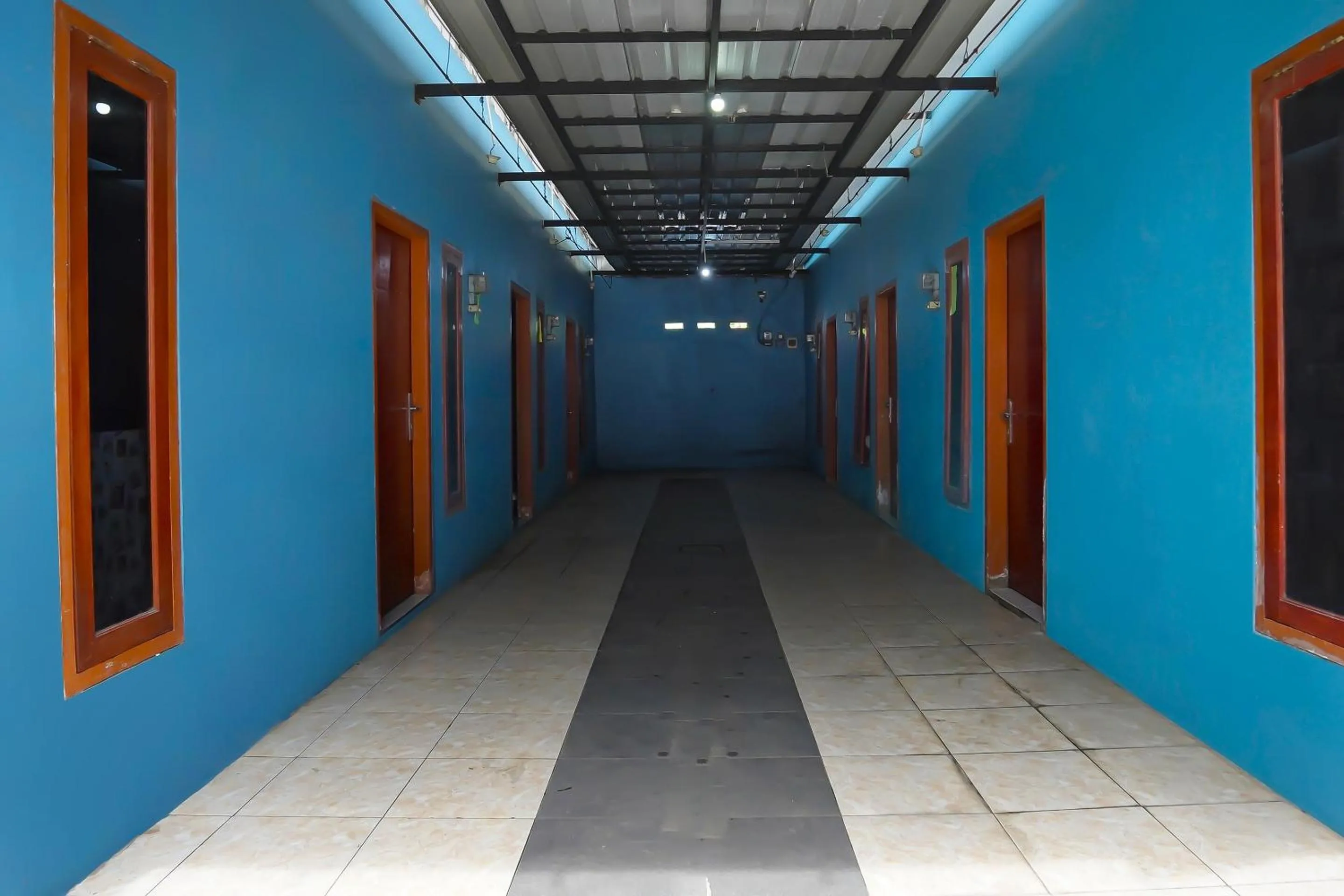 Lobby or reception in Hotel O Kost Auto Syariah Anggaswangi