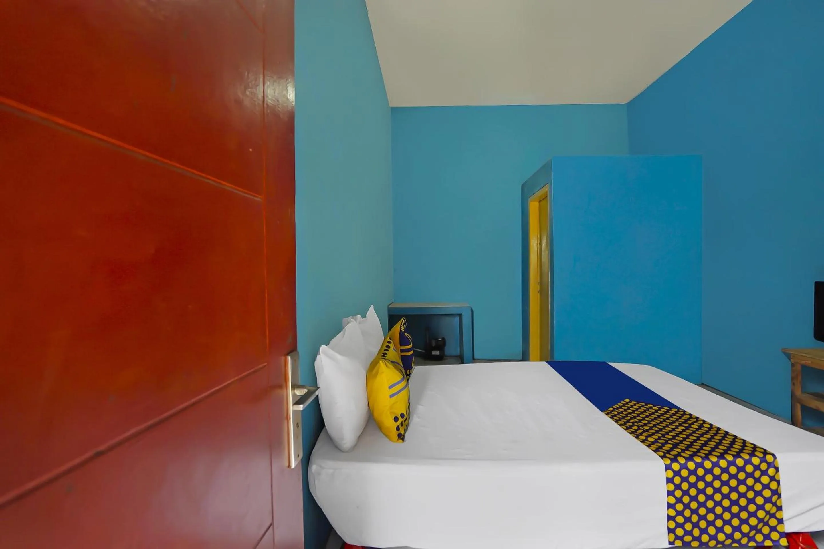 Bedroom, Bed in Hotel O Kost Auto Syariah Anggaswangi