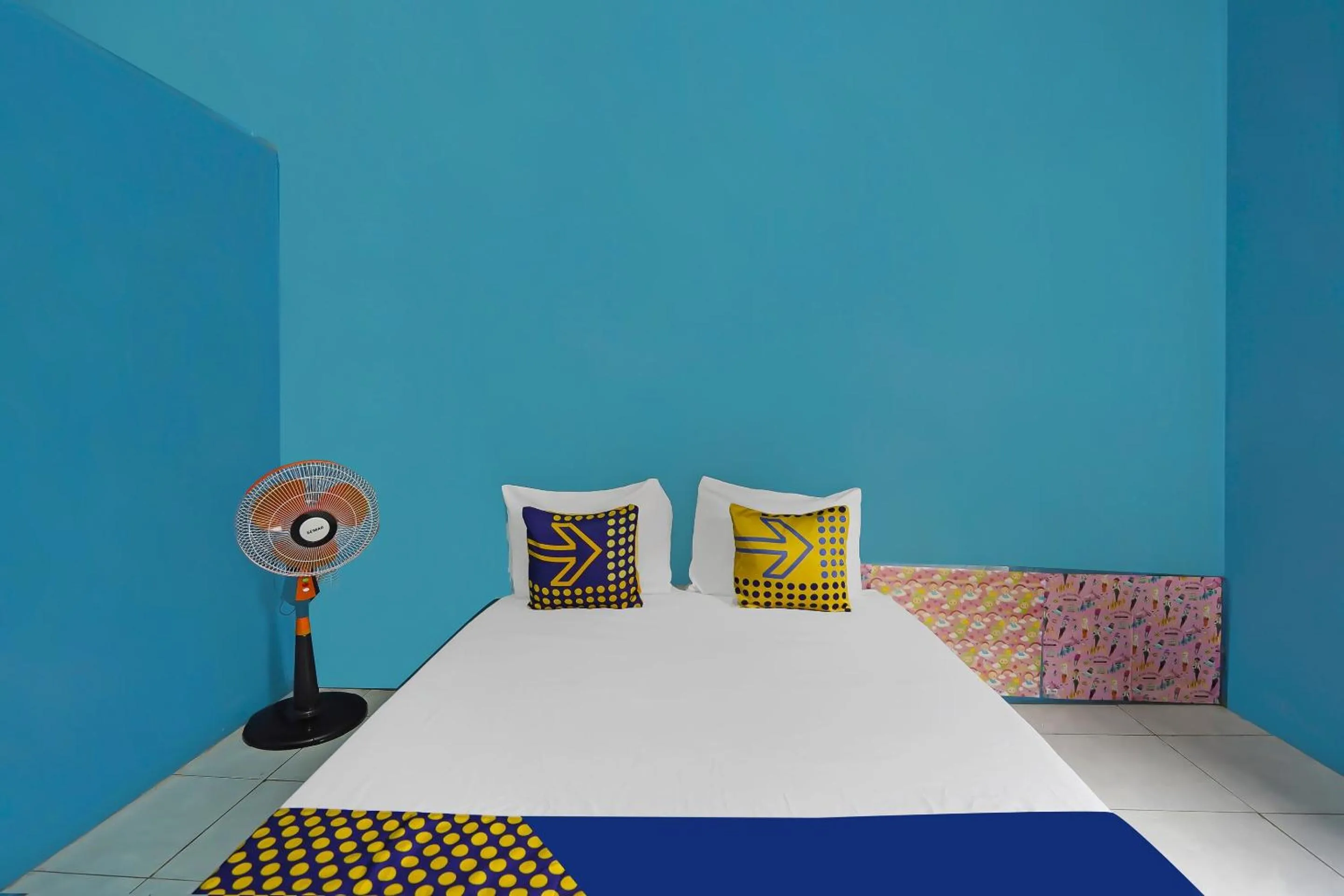 Bedroom, Bed in Hotel O Kost Auto Syariah Anggaswangi