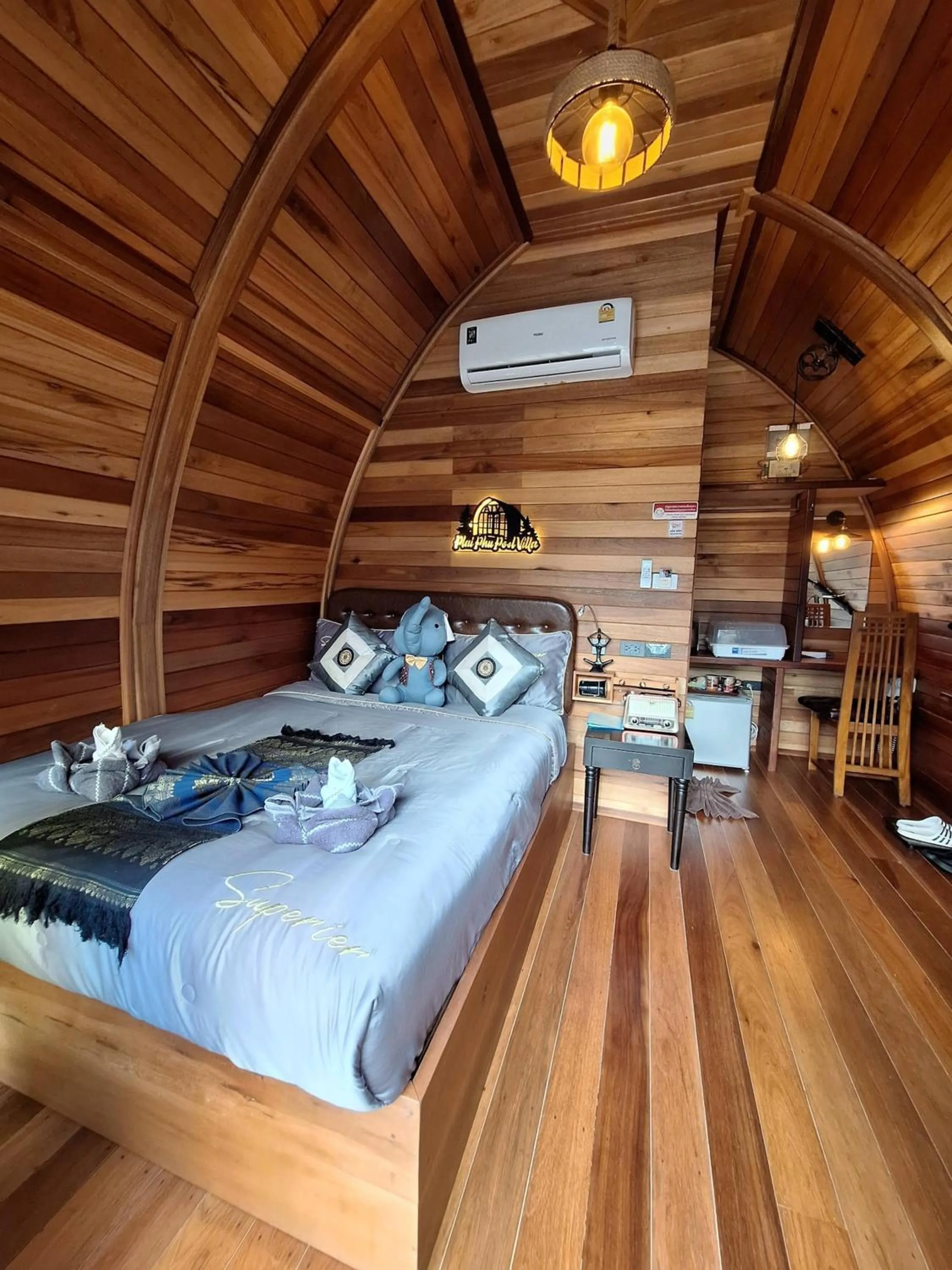 Bed in Plaiphu Pool Villas