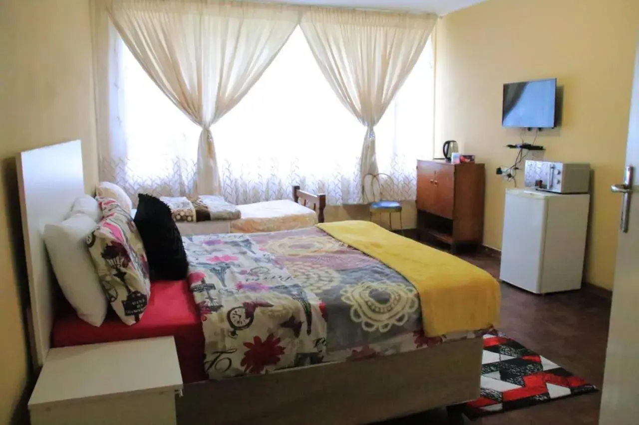 Family Room with Shower in Wampex guest house Family Room with Shower in Wampex guest house