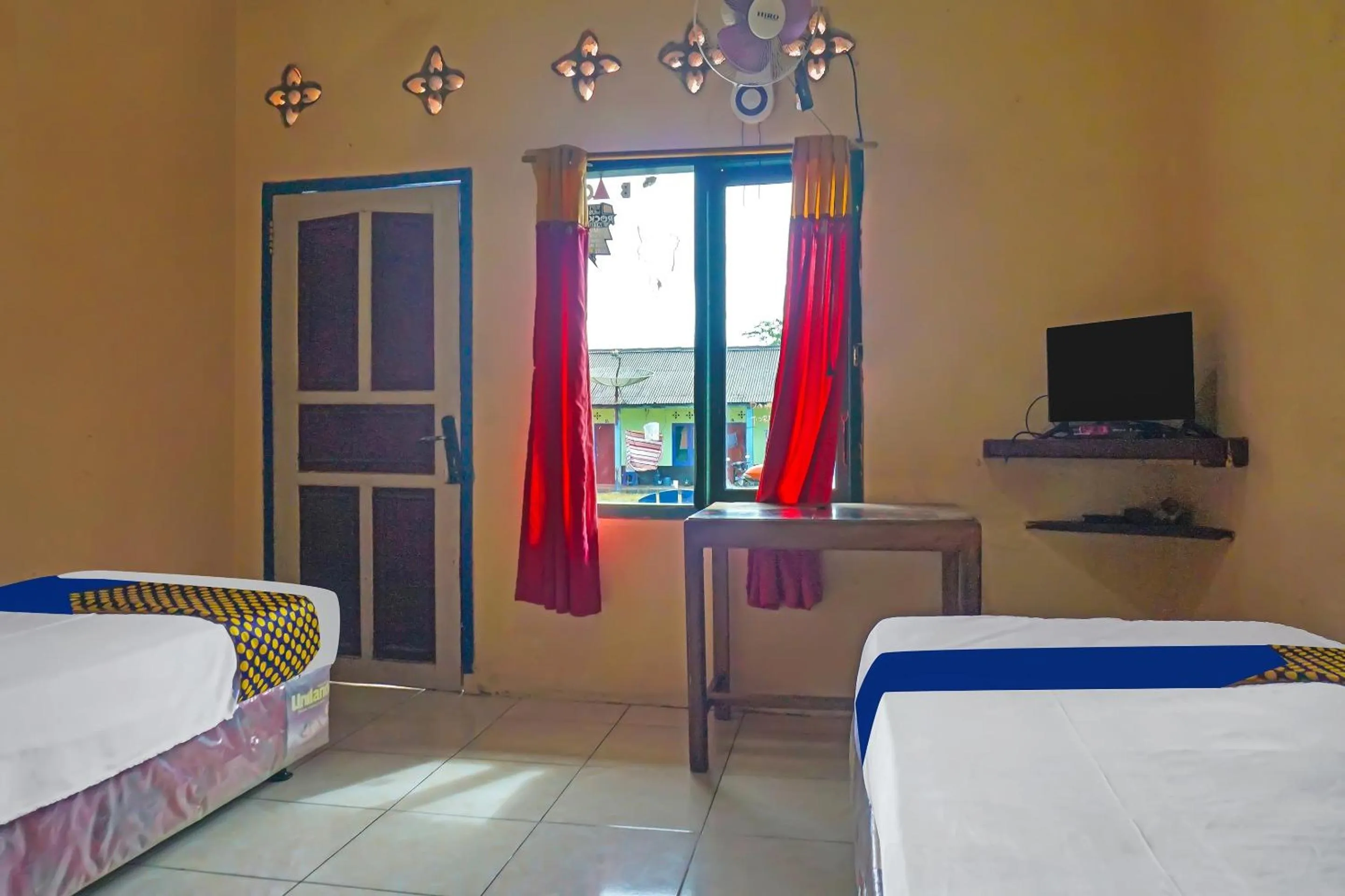 Bedroom, Bed in Hotel O Penginapan Berkah Mandiri Syariah