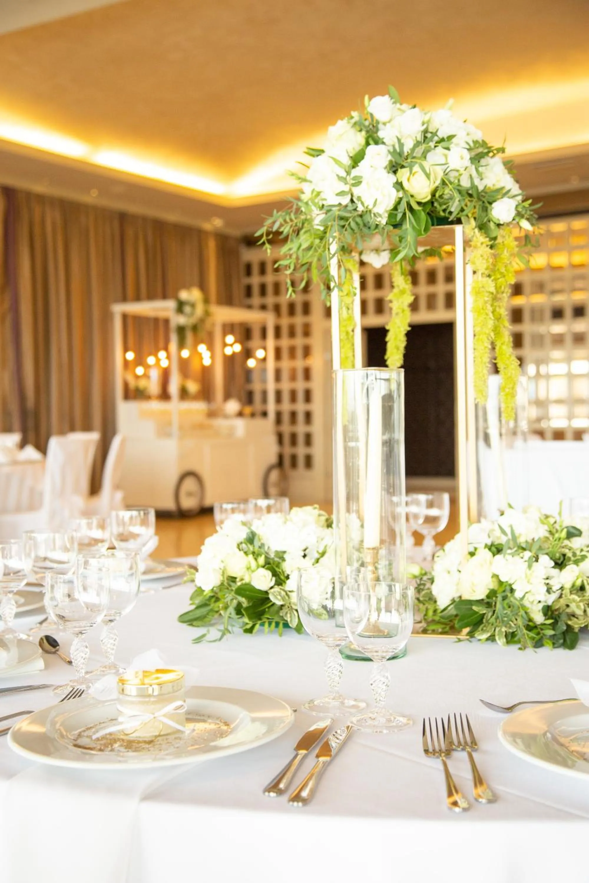 Restaurant/places to eat in Hotel Panorama