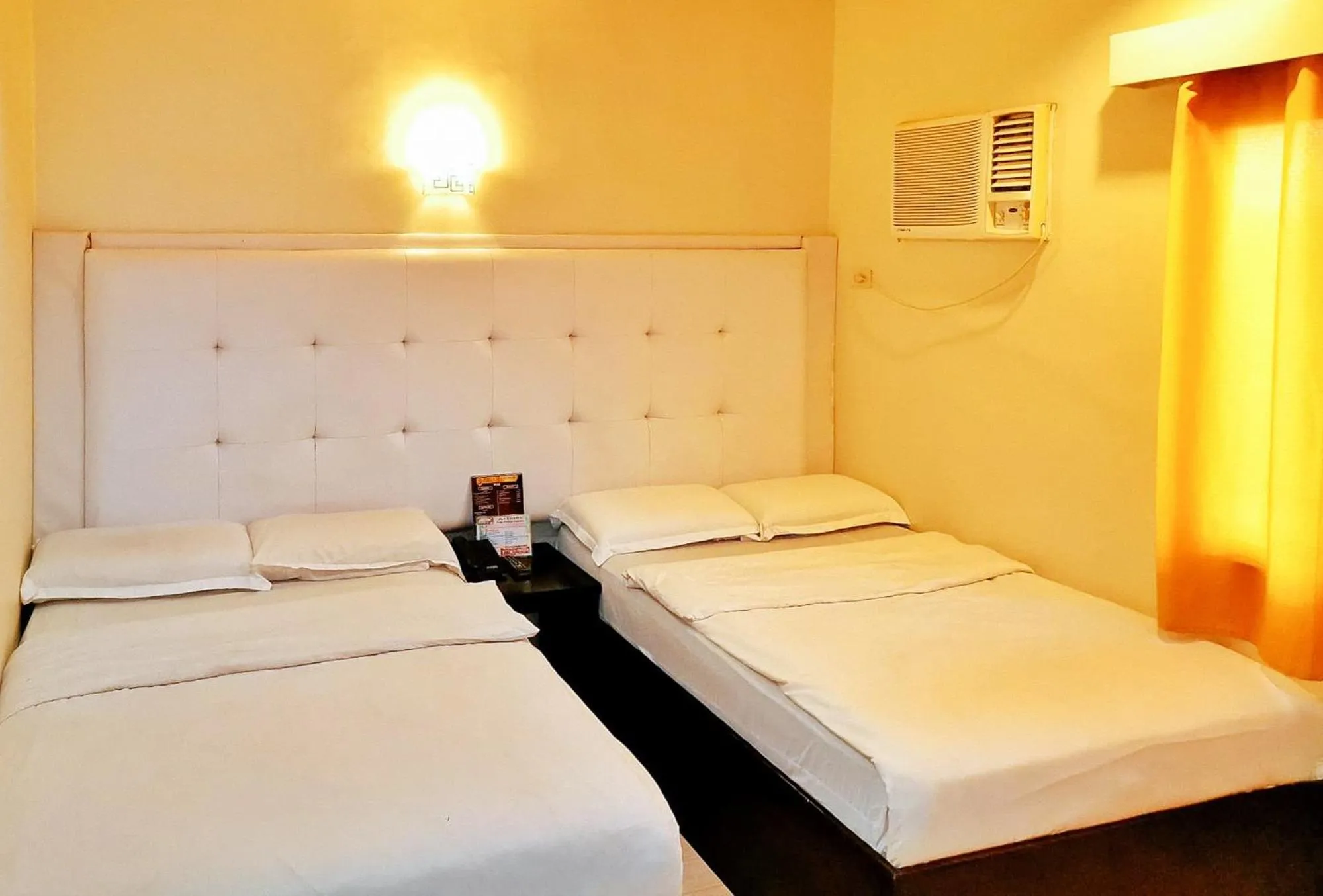 Bed in RedDoorz @ Jackie’s Hotel & Restaurant