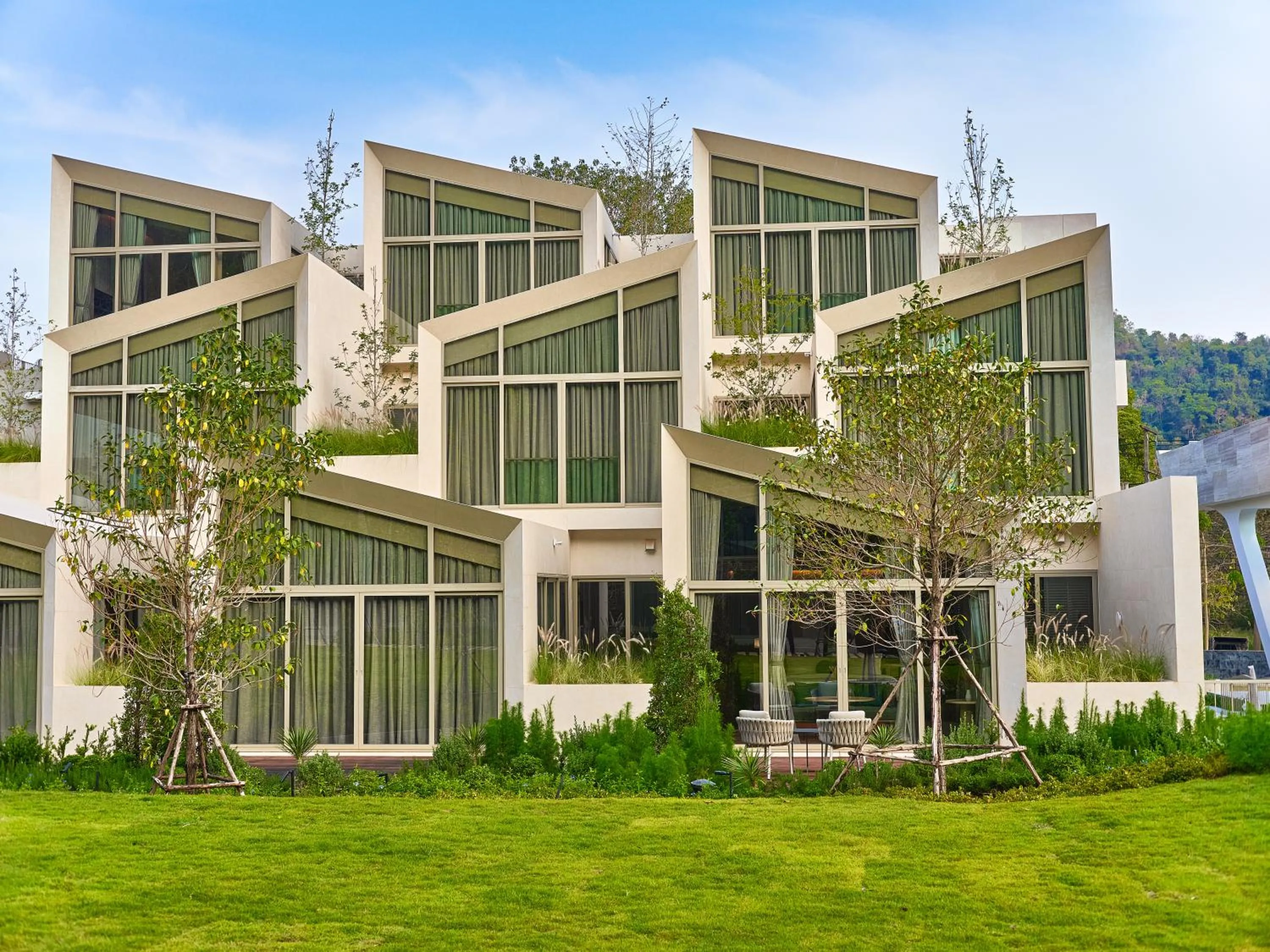 Property building in Hotel MYS Khao Yai