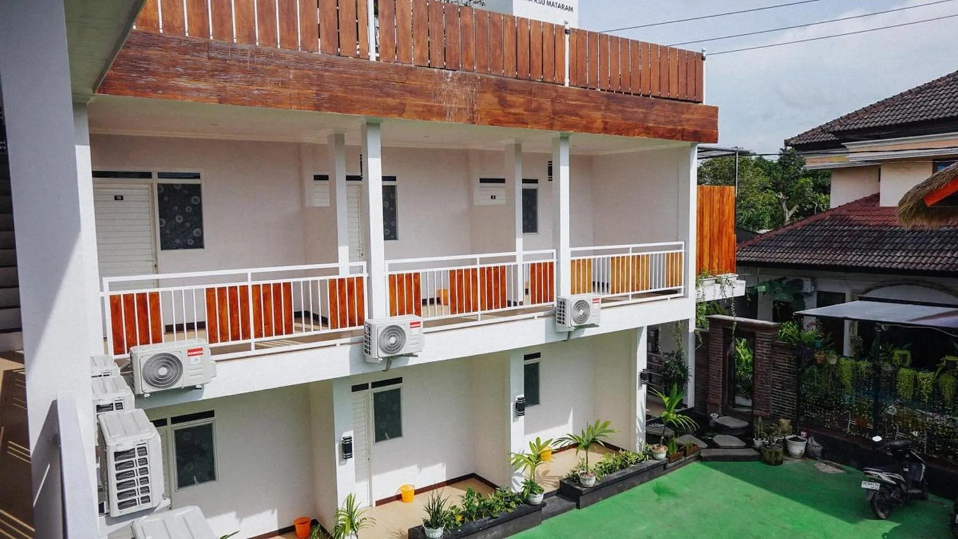 Property building in RedDoorz Syariah near RSUD Mataram Lombok 2