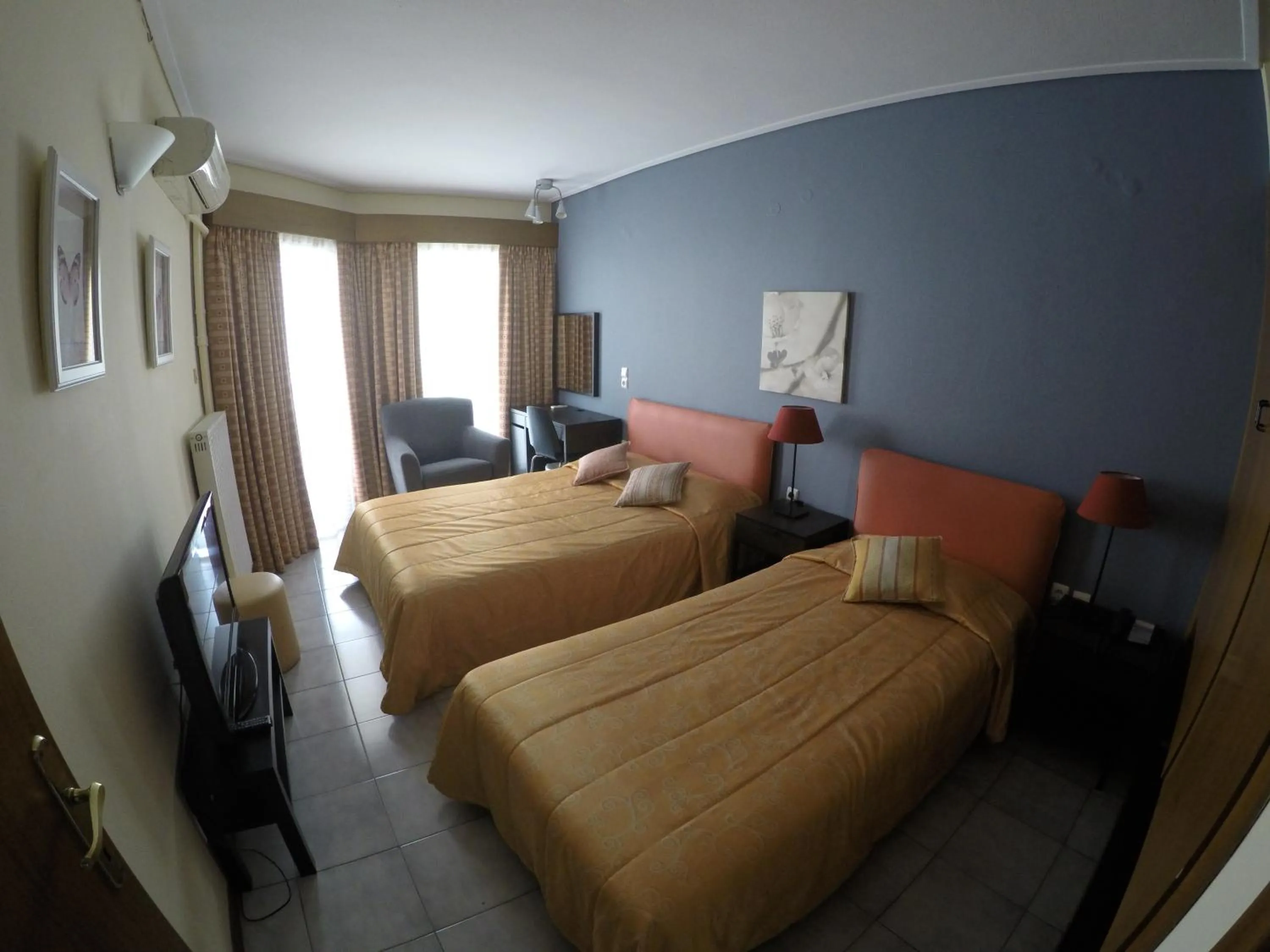 Bedroom, Bed in Apartment Hotel Athina