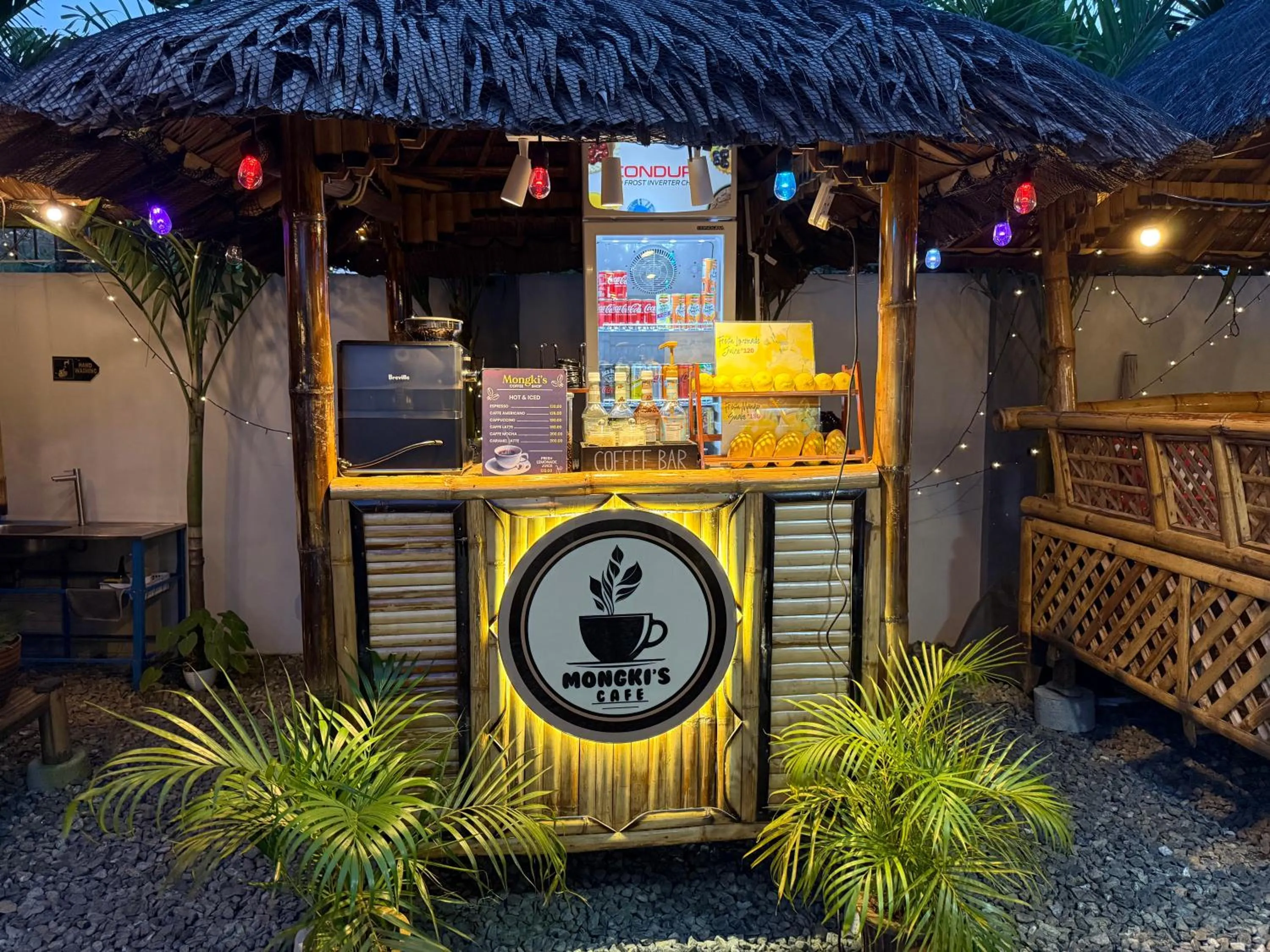 Mongki's Pensionhouse