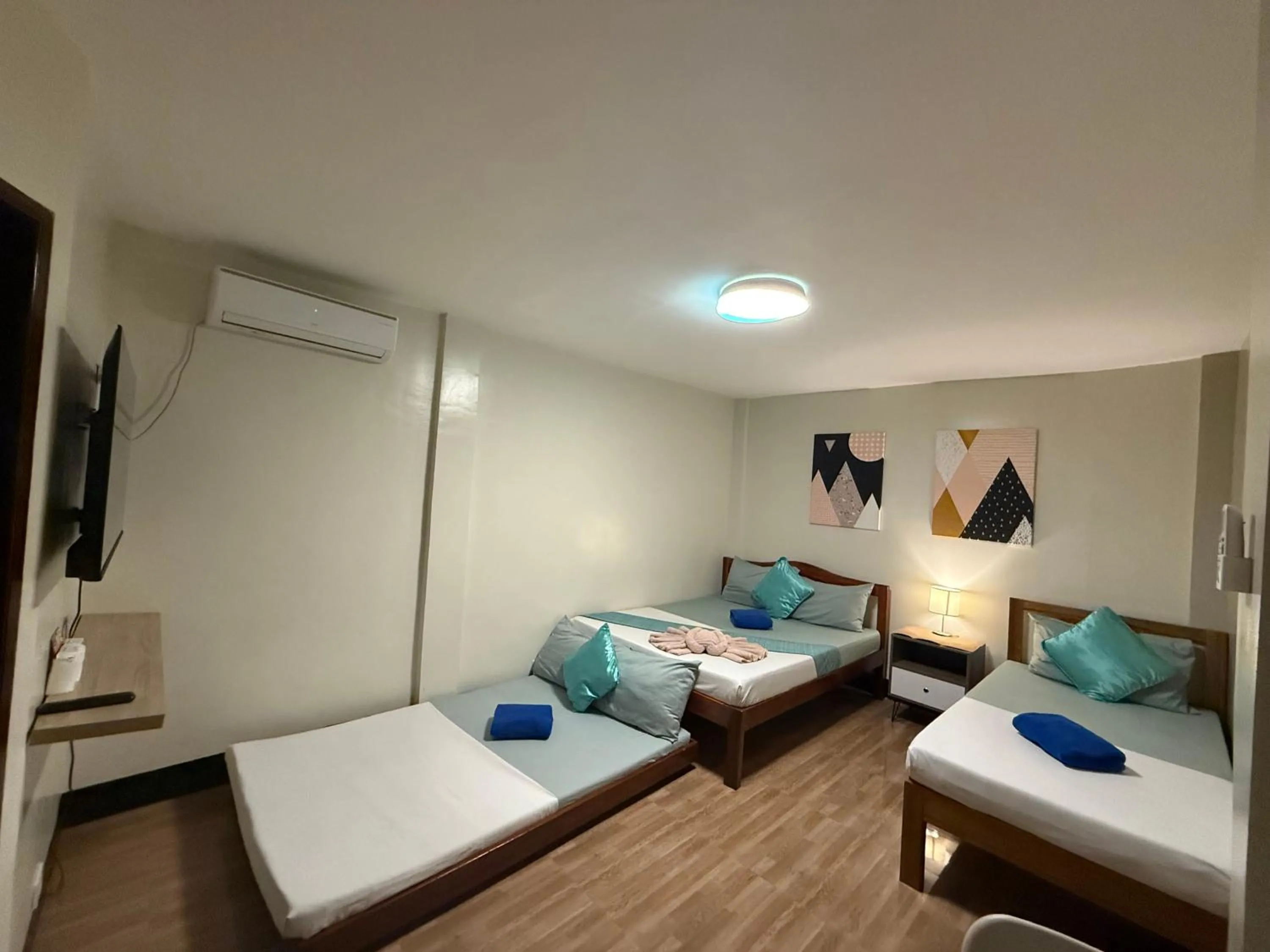 Bed in Mongki's Pensionhouse