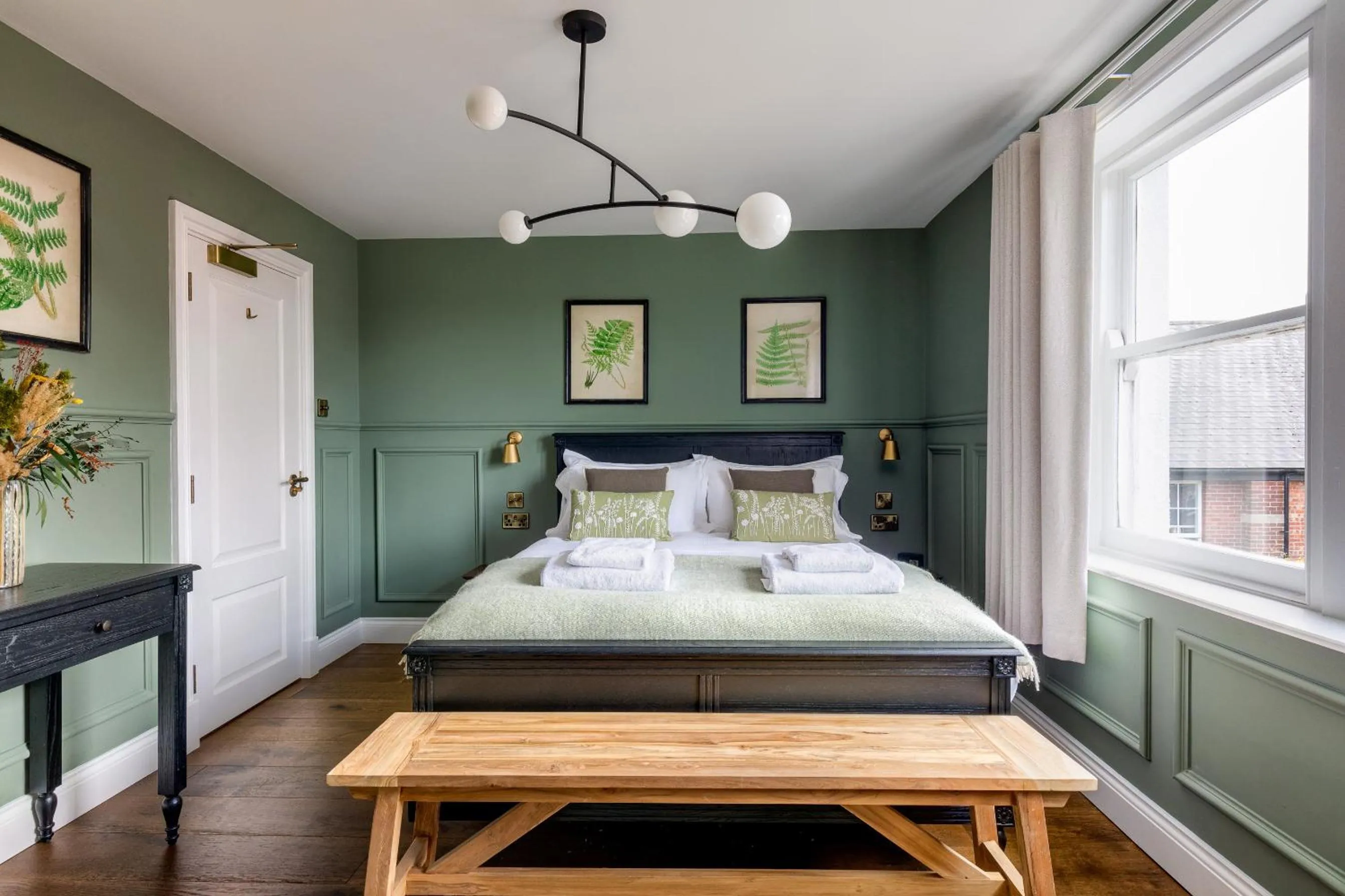 Bedroom in The White Hart Wadhurst