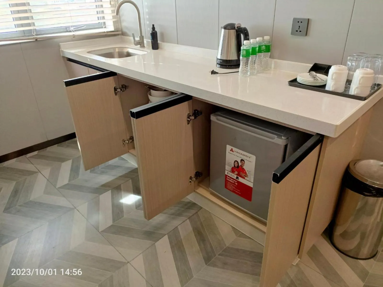 Coffee/tea facilities in Fan's Hotel- Ormoc