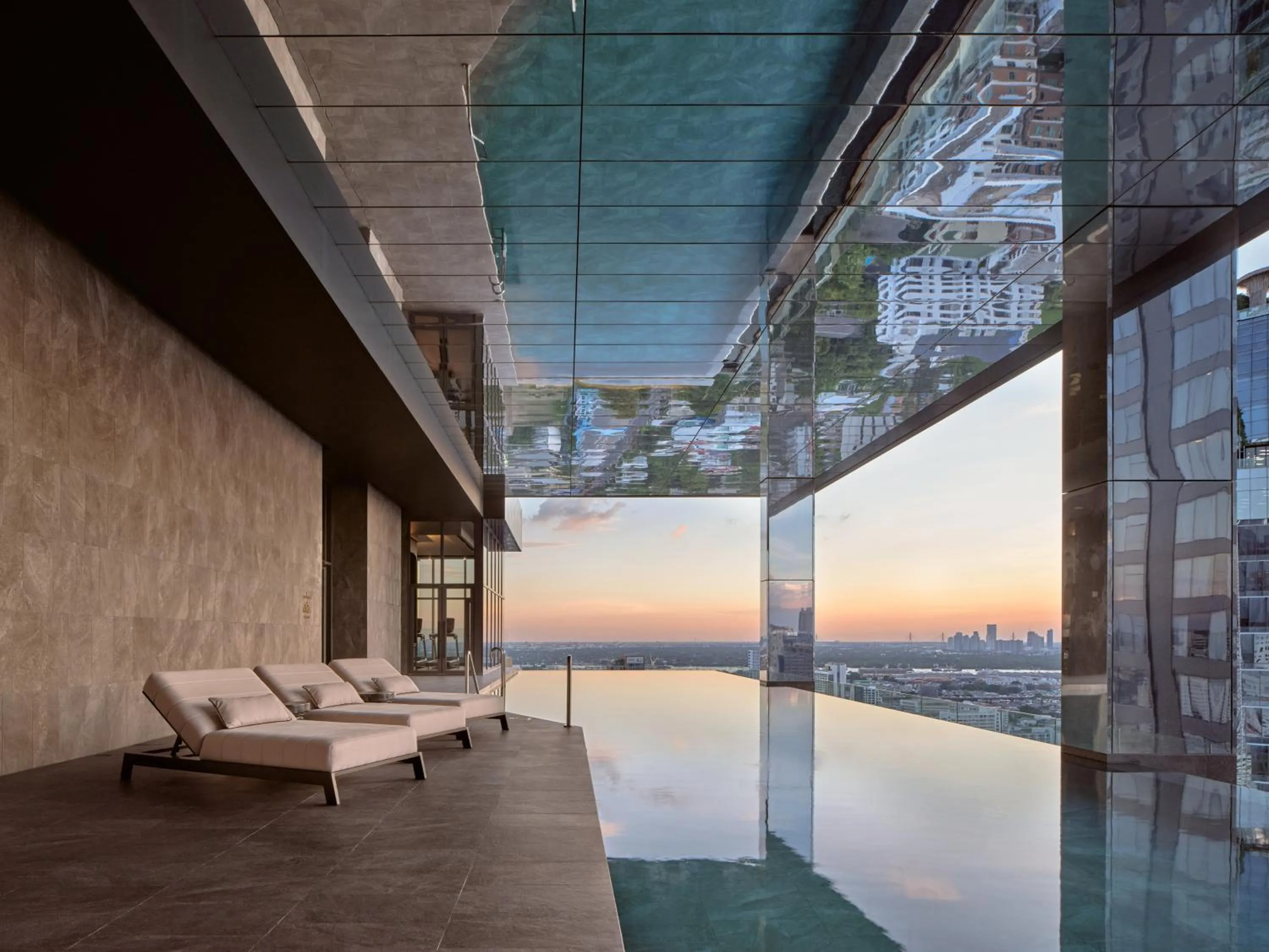 InterContinental Bangkok Sukhumvit by IHG