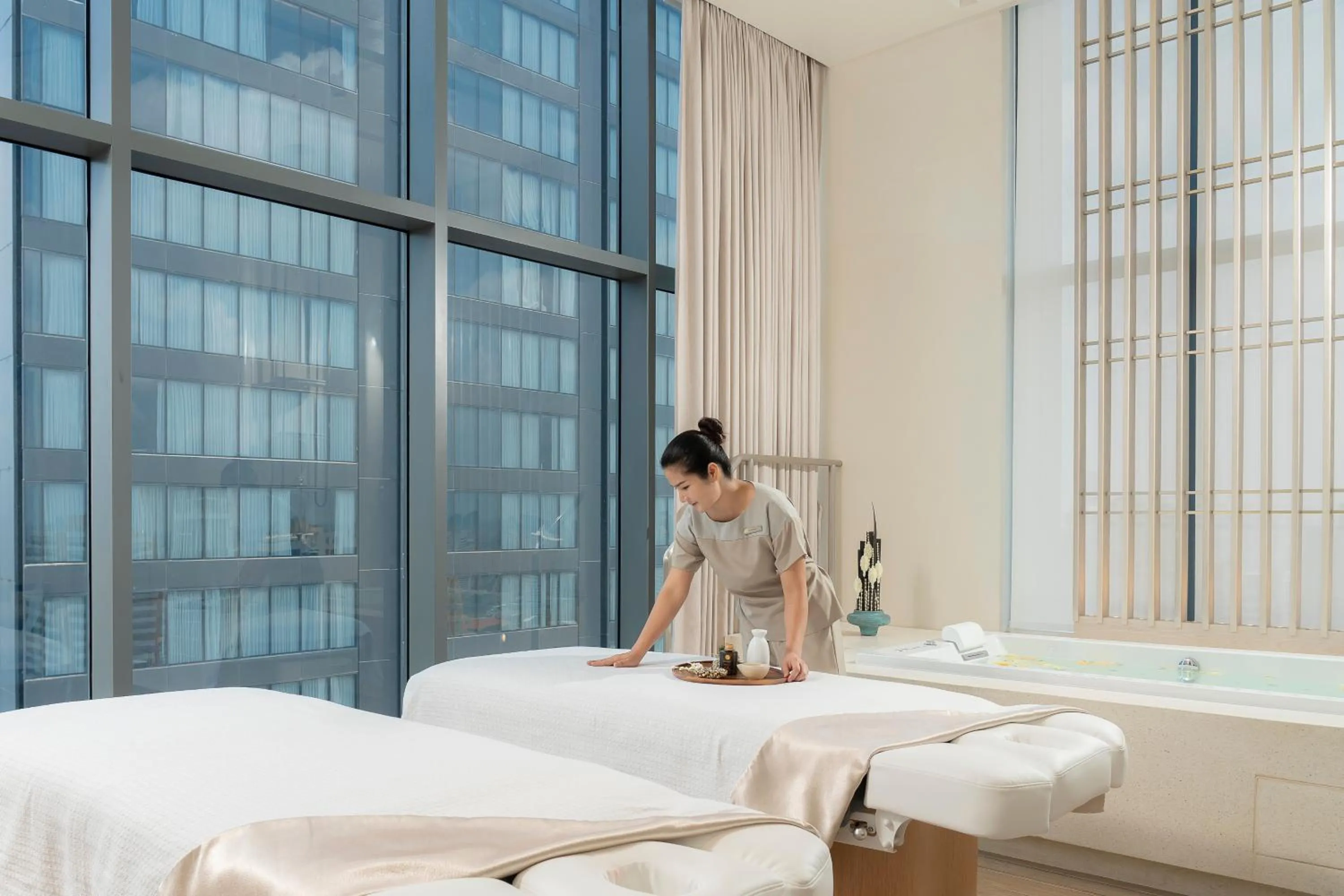 Massage, Bed in InterContinental Bangkok Sukhumvit by IHG