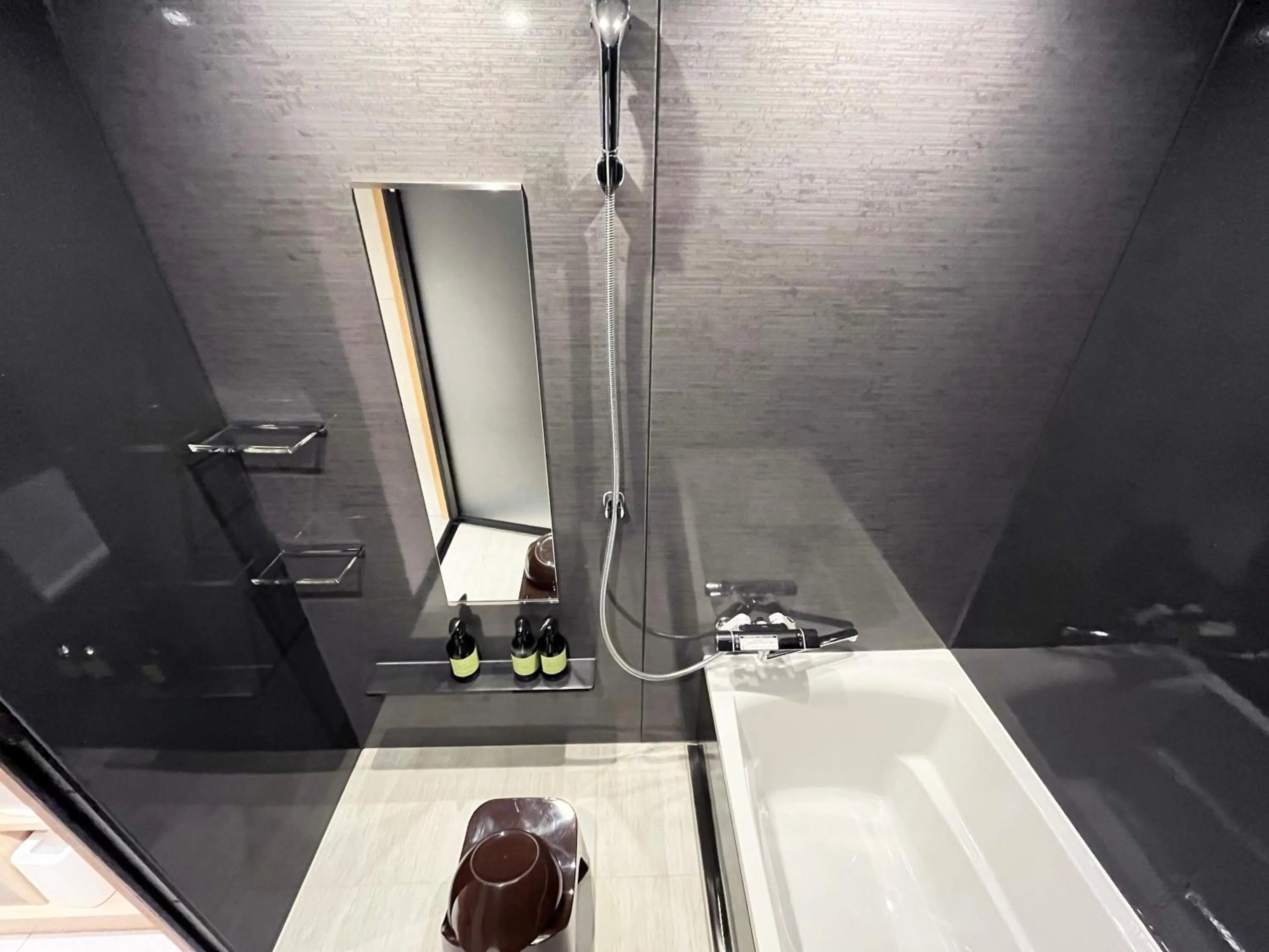 Shower in Miru Kyoto Gion