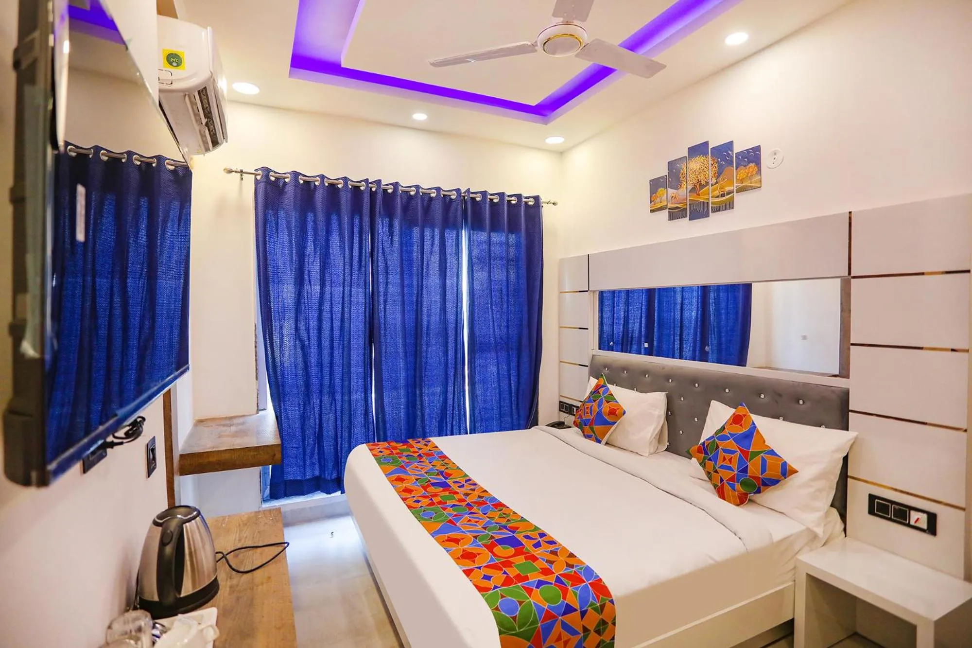 TV and multimedia, Bed in FabExpress F9 Noida Sector 27