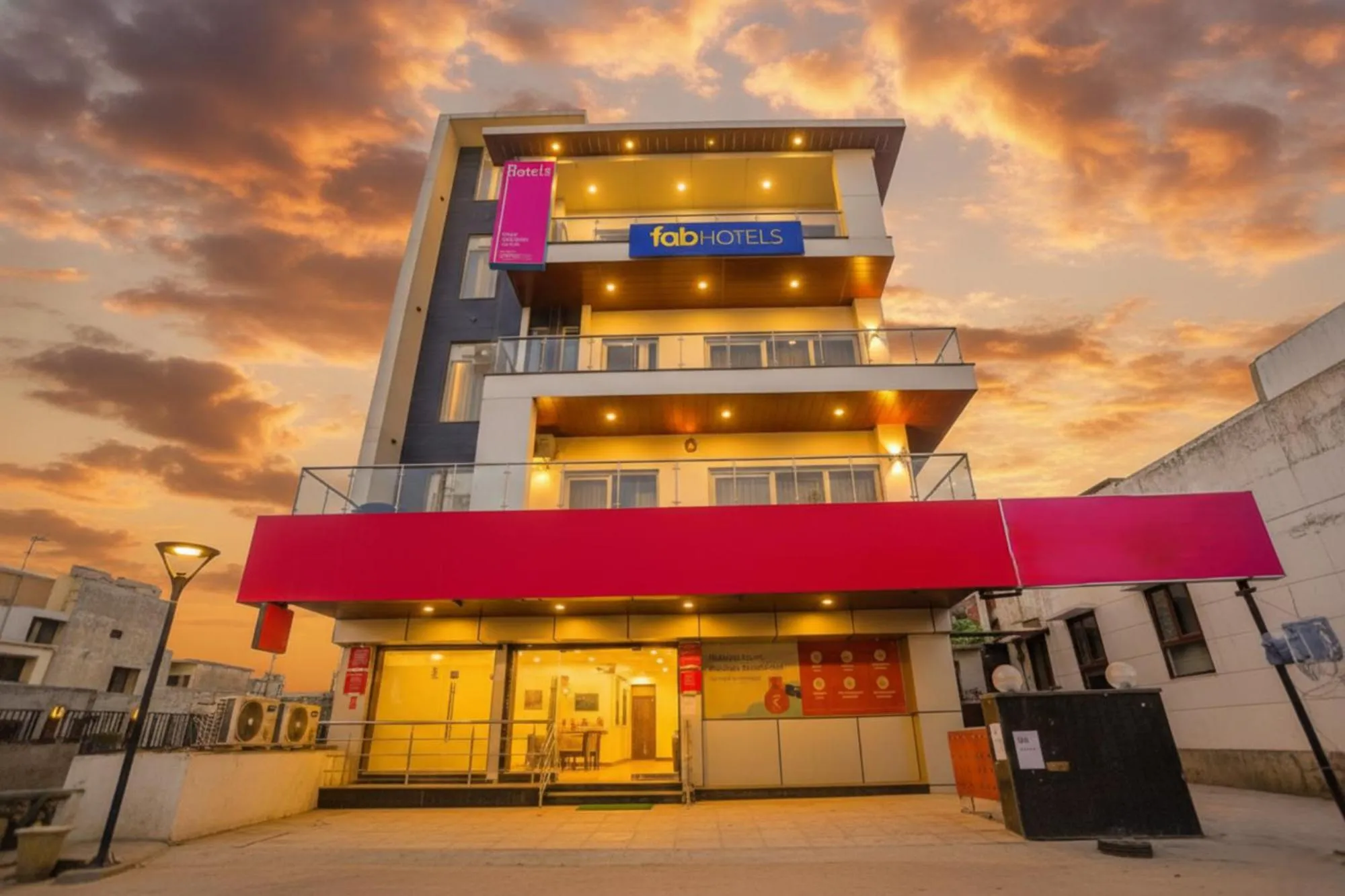 Property building in FabExpress F9 Noida Sector 27