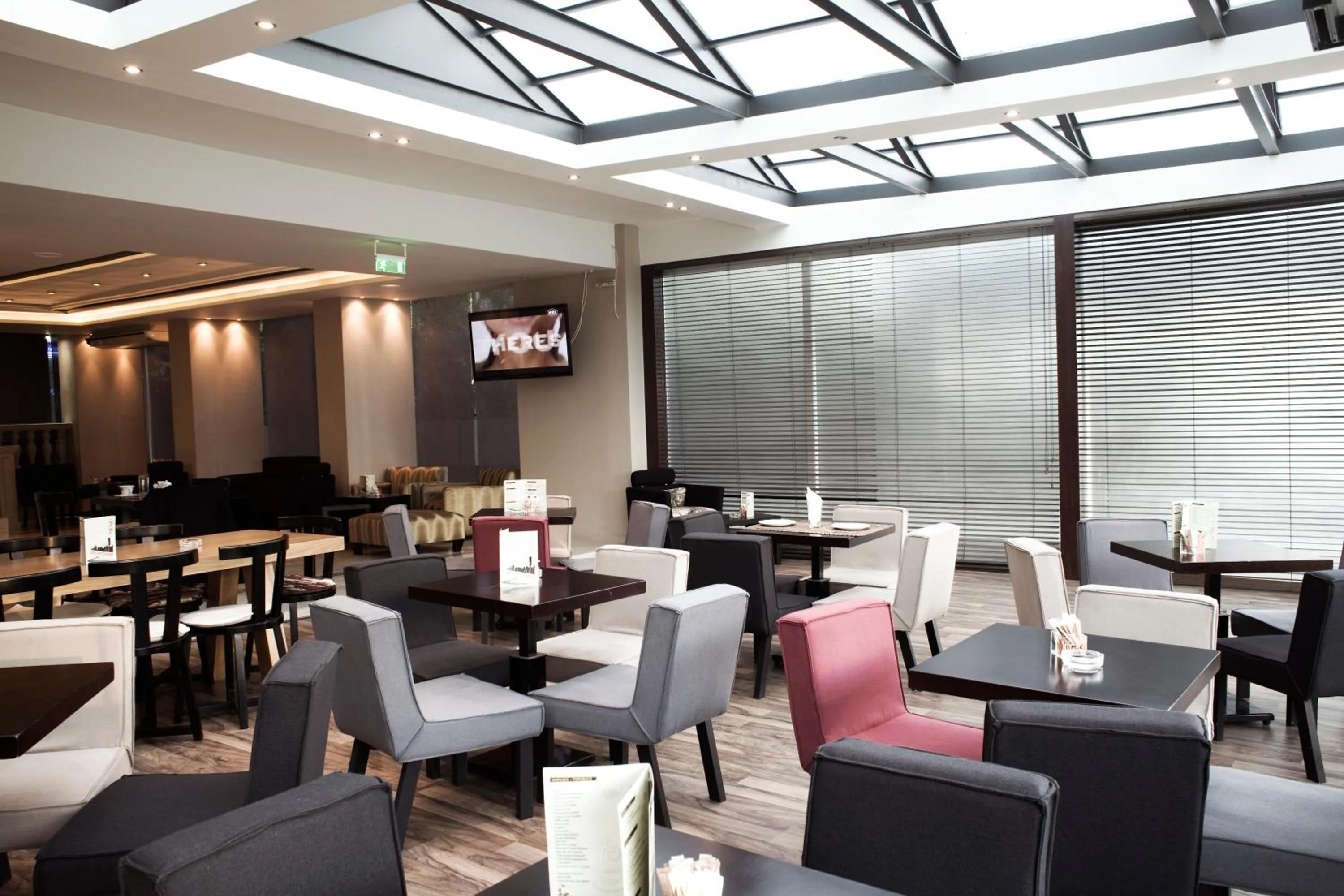 Lounge or bar, Restaurant/Places to Eat in Hellinis Hotel