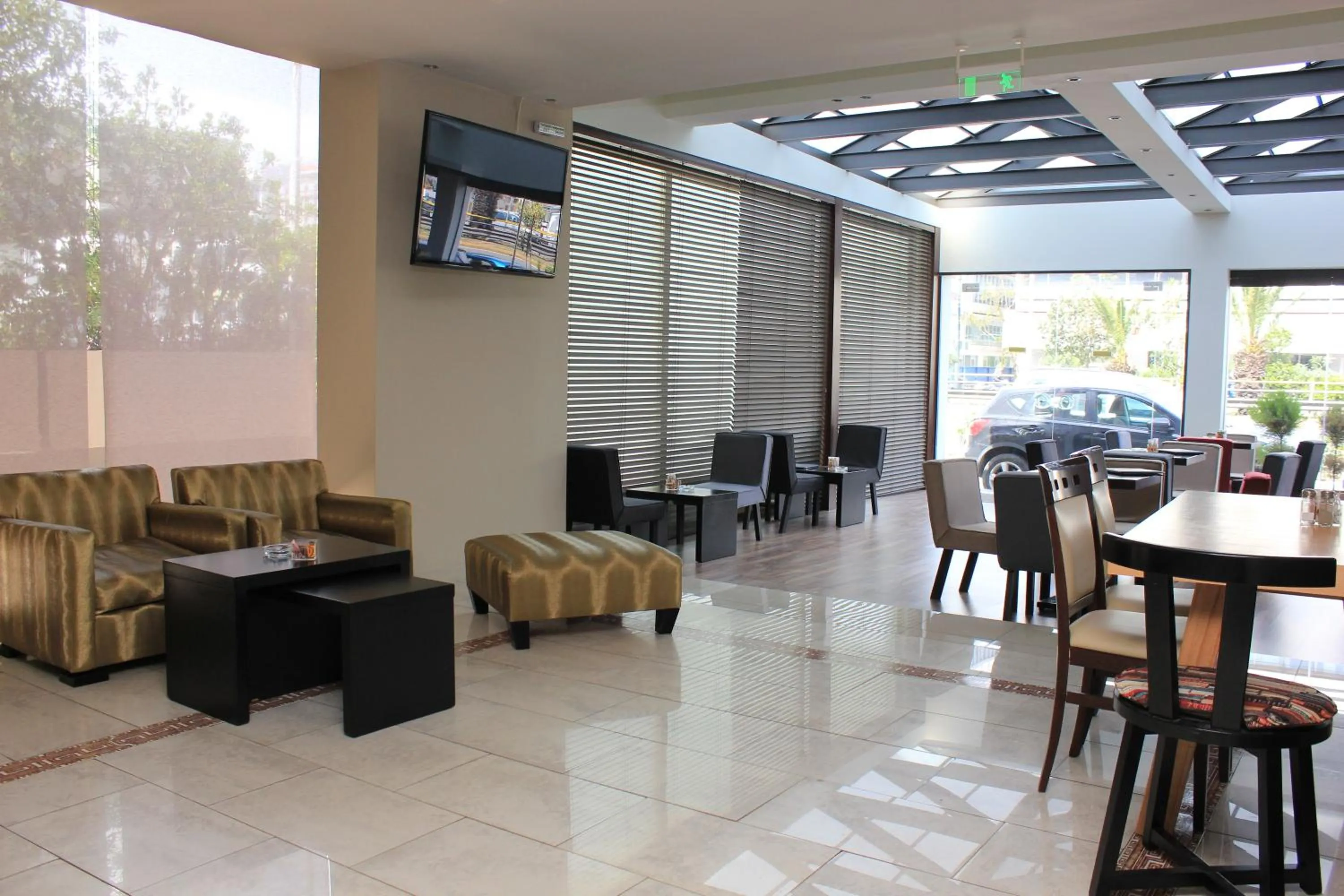 Lounge or bar, Restaurant/Places to Eat in Hellinis Hotel