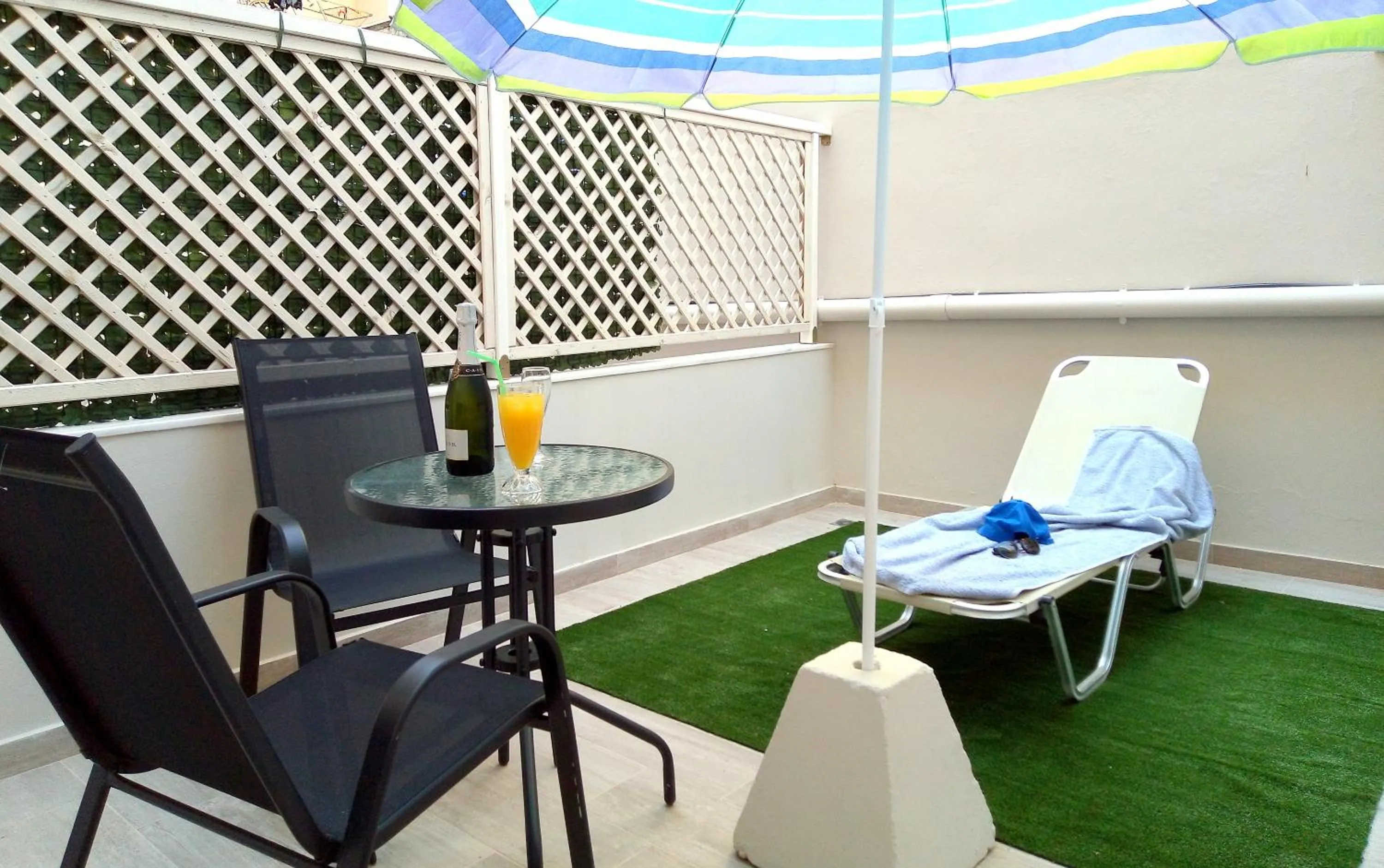 Patio in Caravel Hotel Apartments