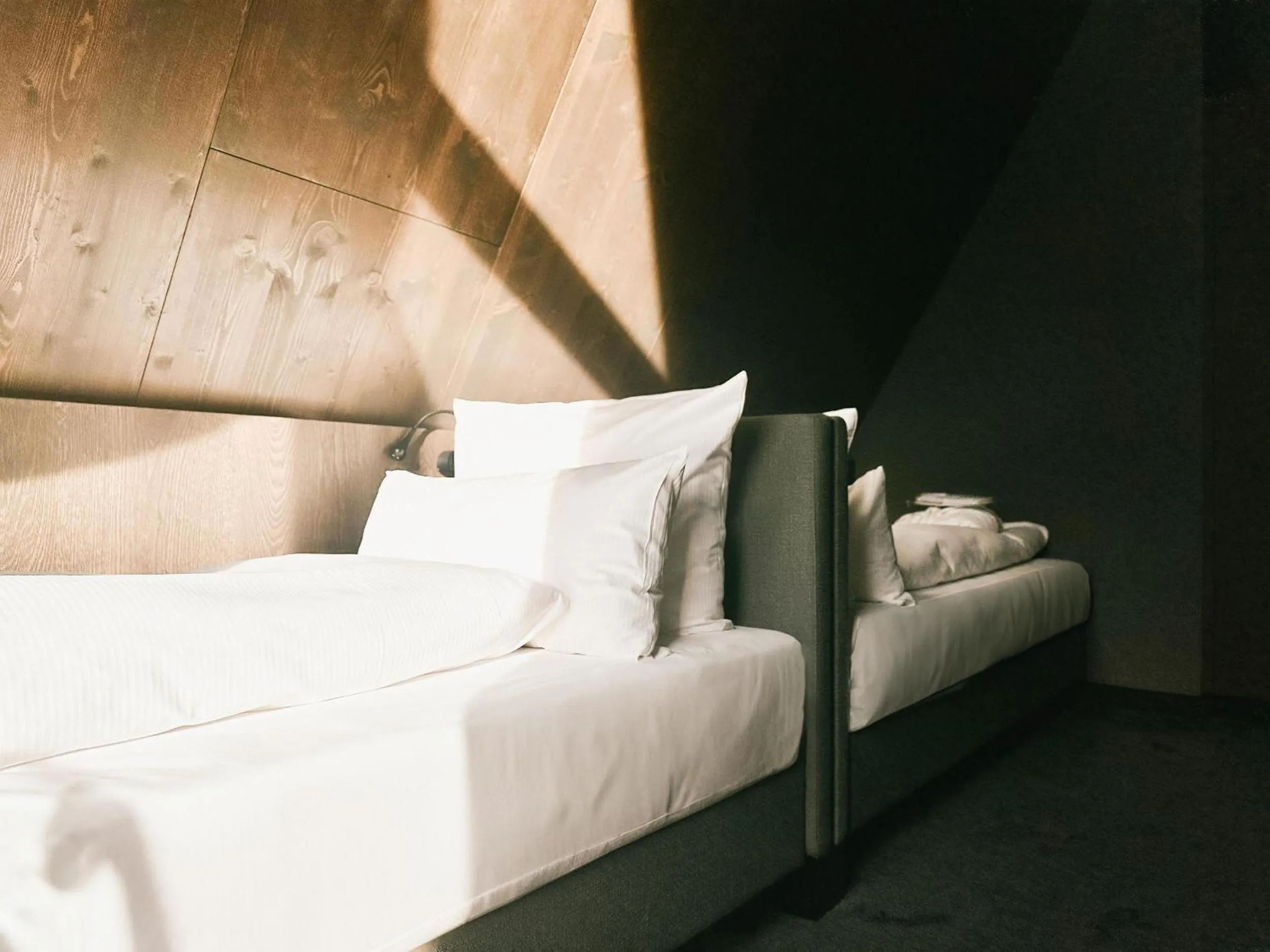 Photo of the whole room, Bed in TRIFORÊT alpin resort