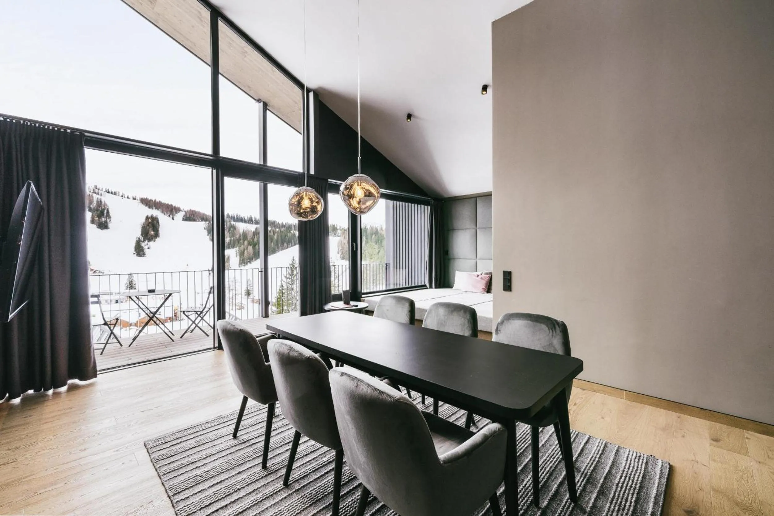 Photo of the whole room in TRIFORÊT alpin resort