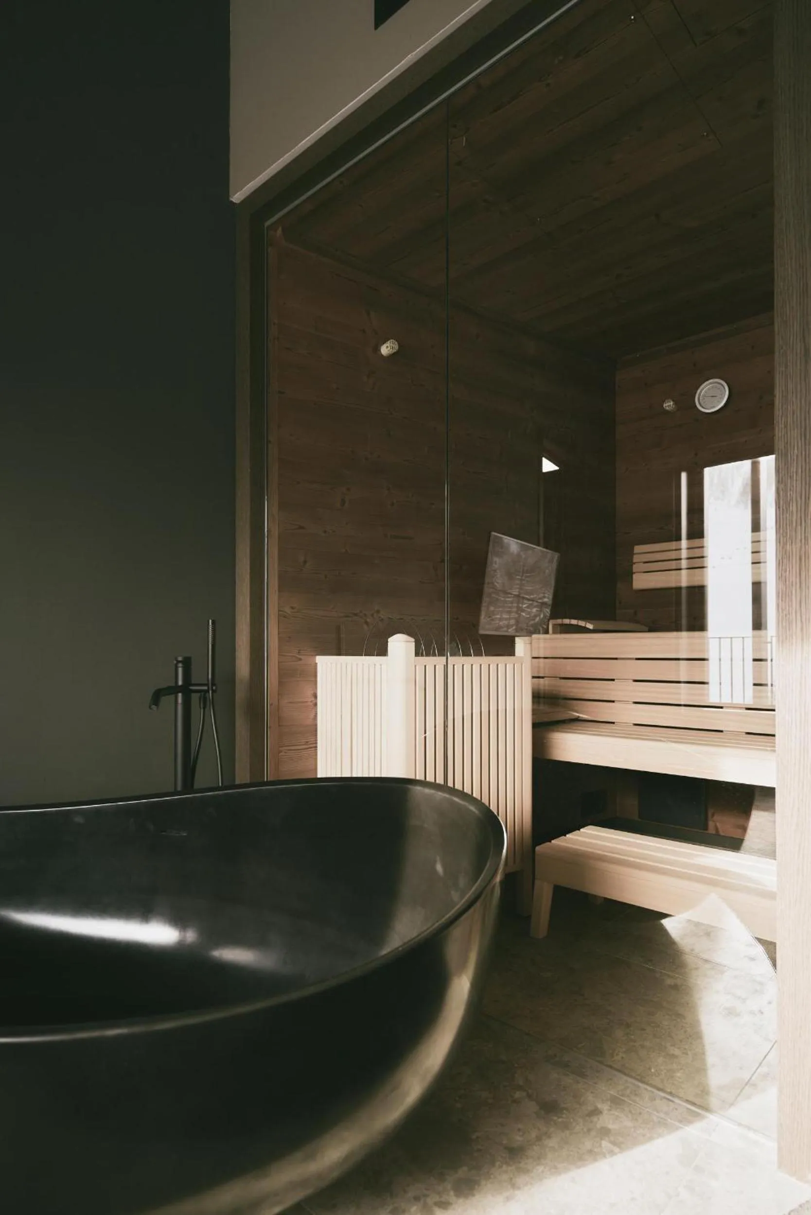 Photo of the whole room in TRIFORÊT alpin resort