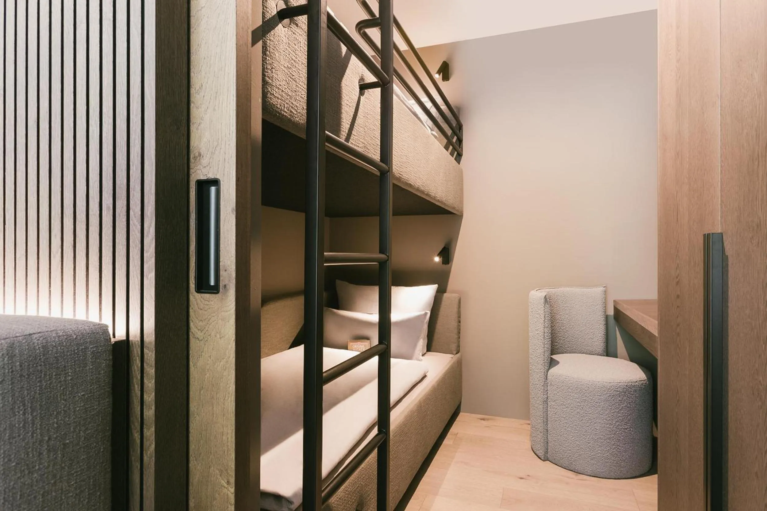 Photo of the whole room, Bed in TRIFORÊT alpin resort