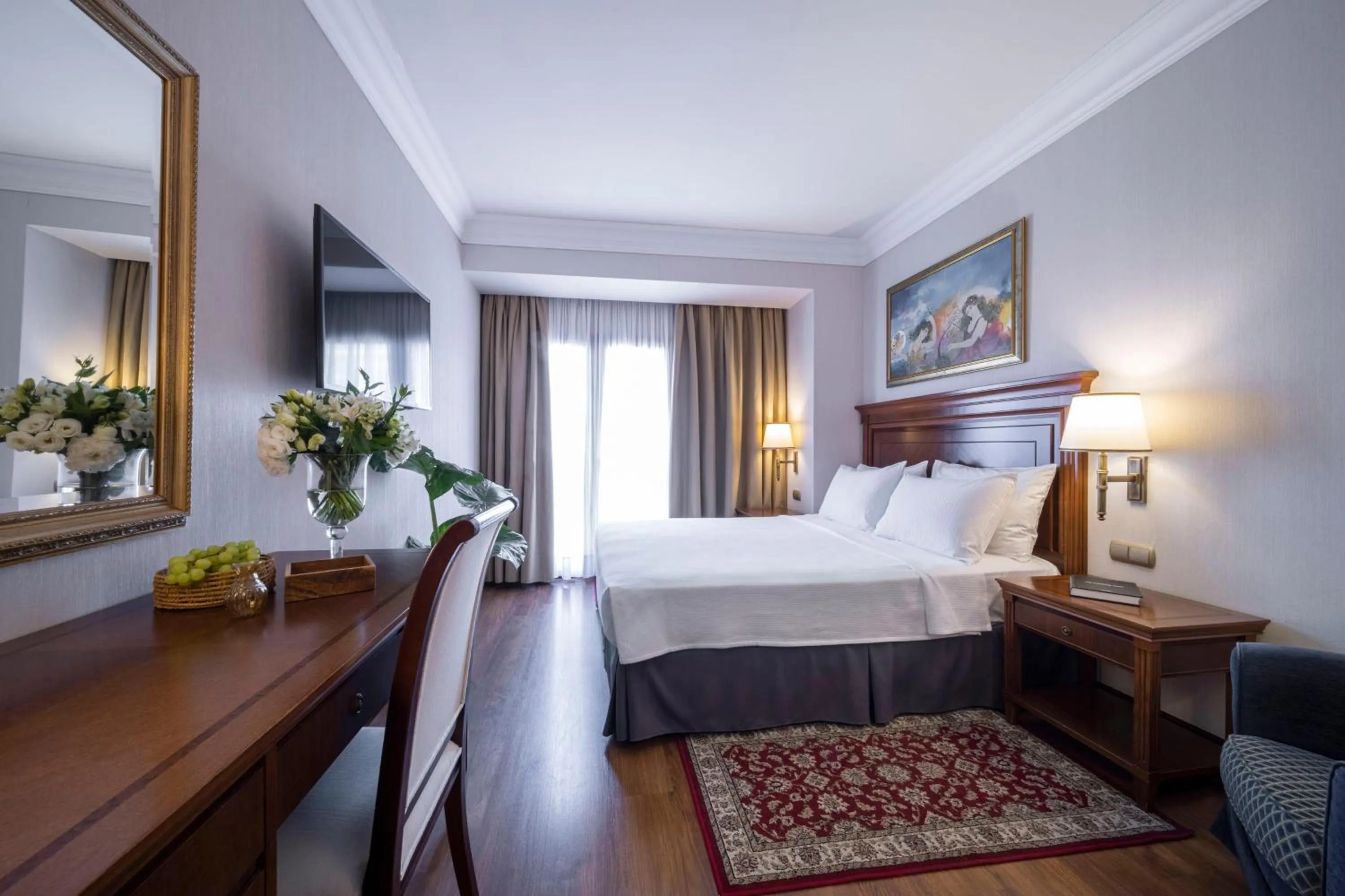 Photo of the whole room, Bed in Electra Palace Athens