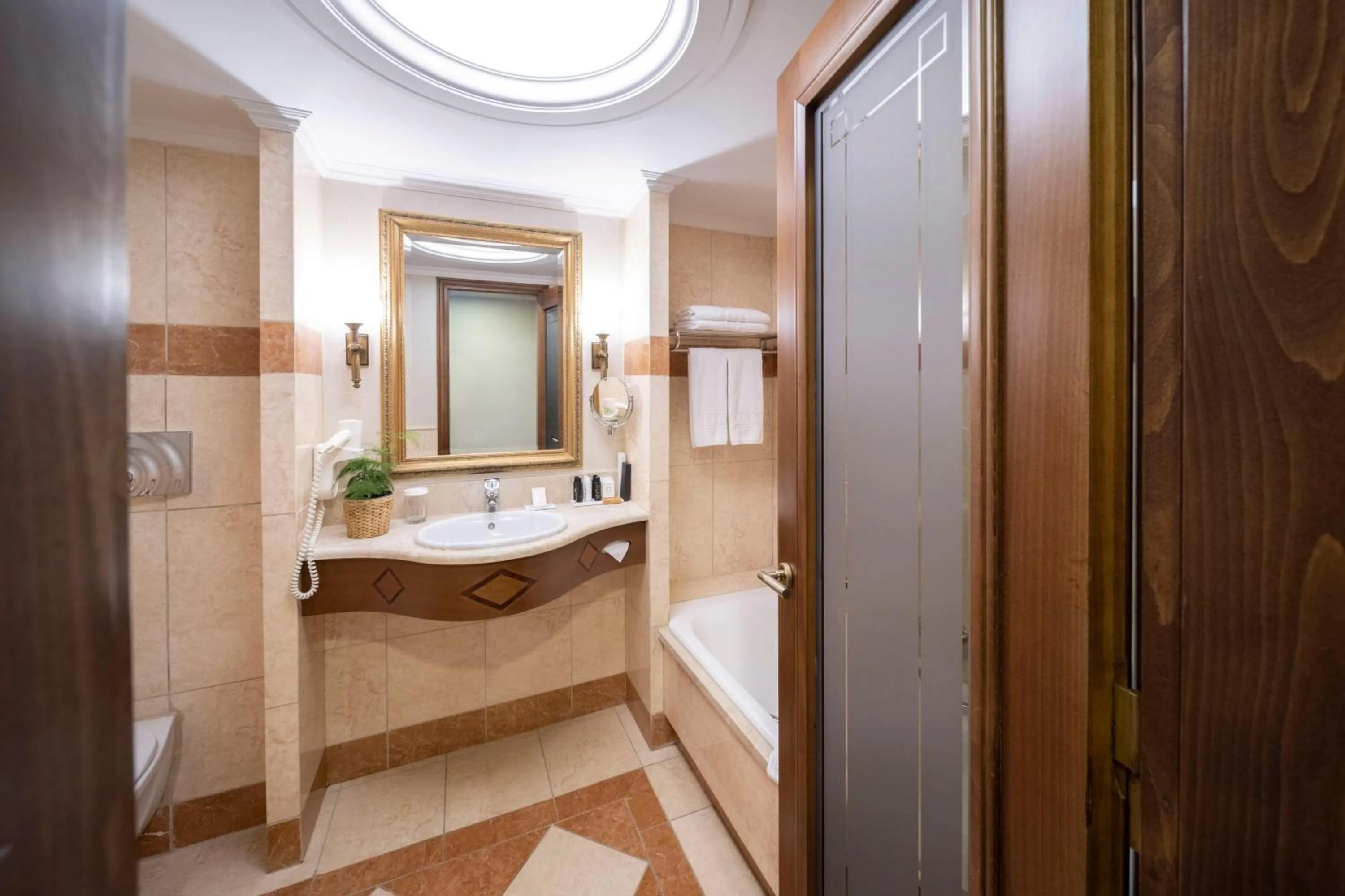 Bathroom in Electra Palace Athens