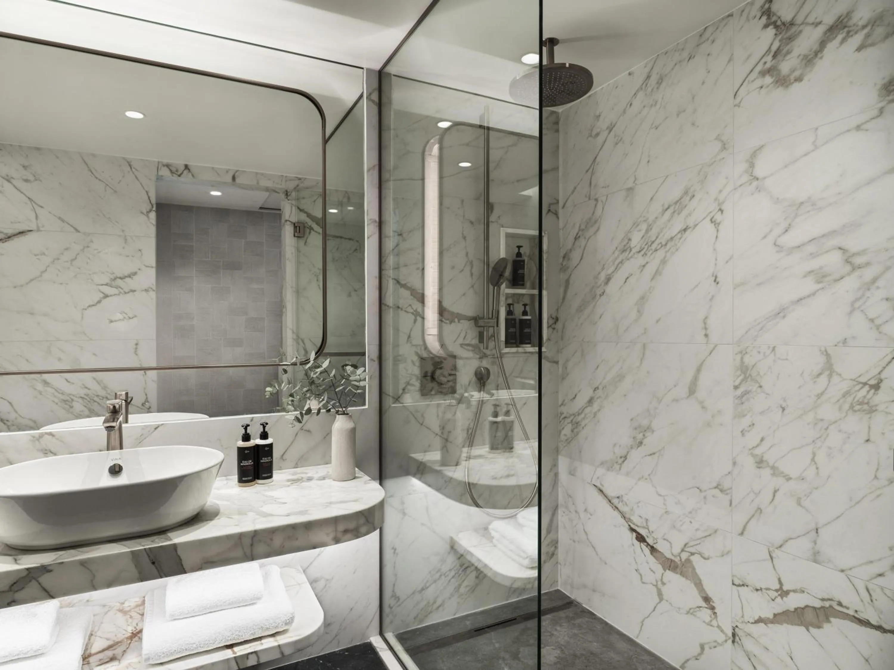 Bathroom in Electra Palace Athens