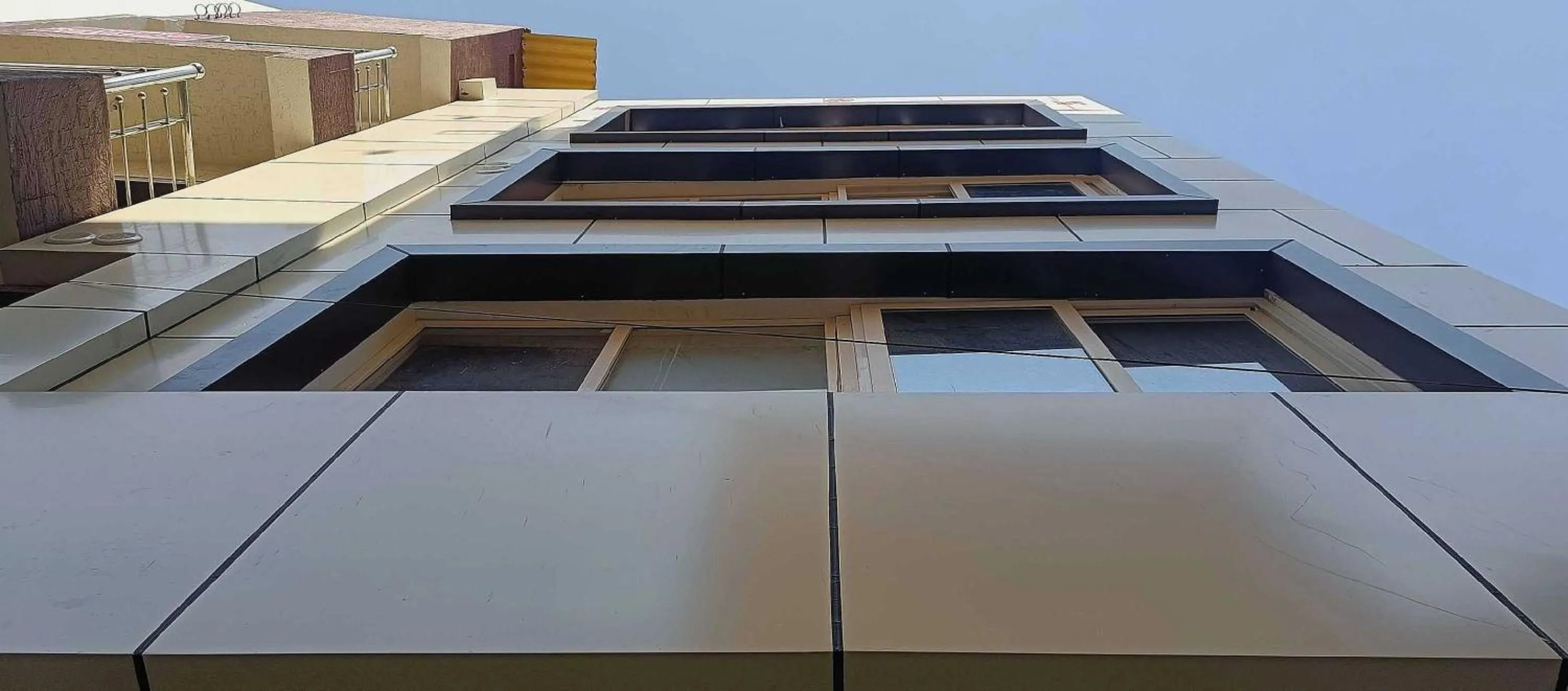 Facade/entrance in Super Hotel O Royal Inn