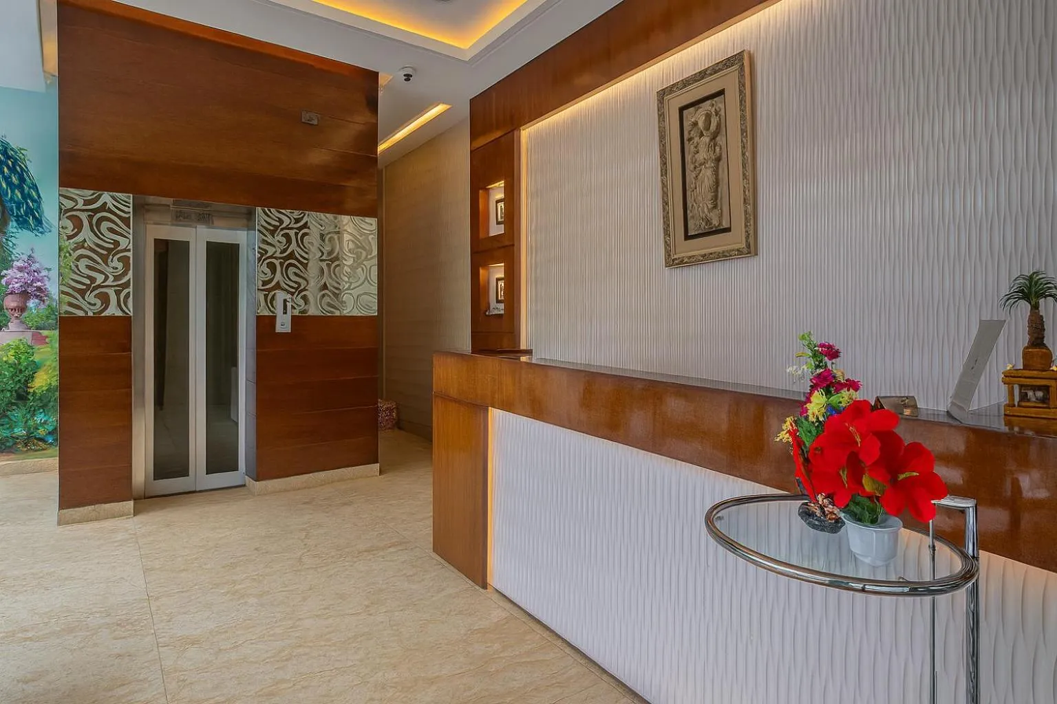 Lobby or reception in Hotel Good Luck by JMD Group