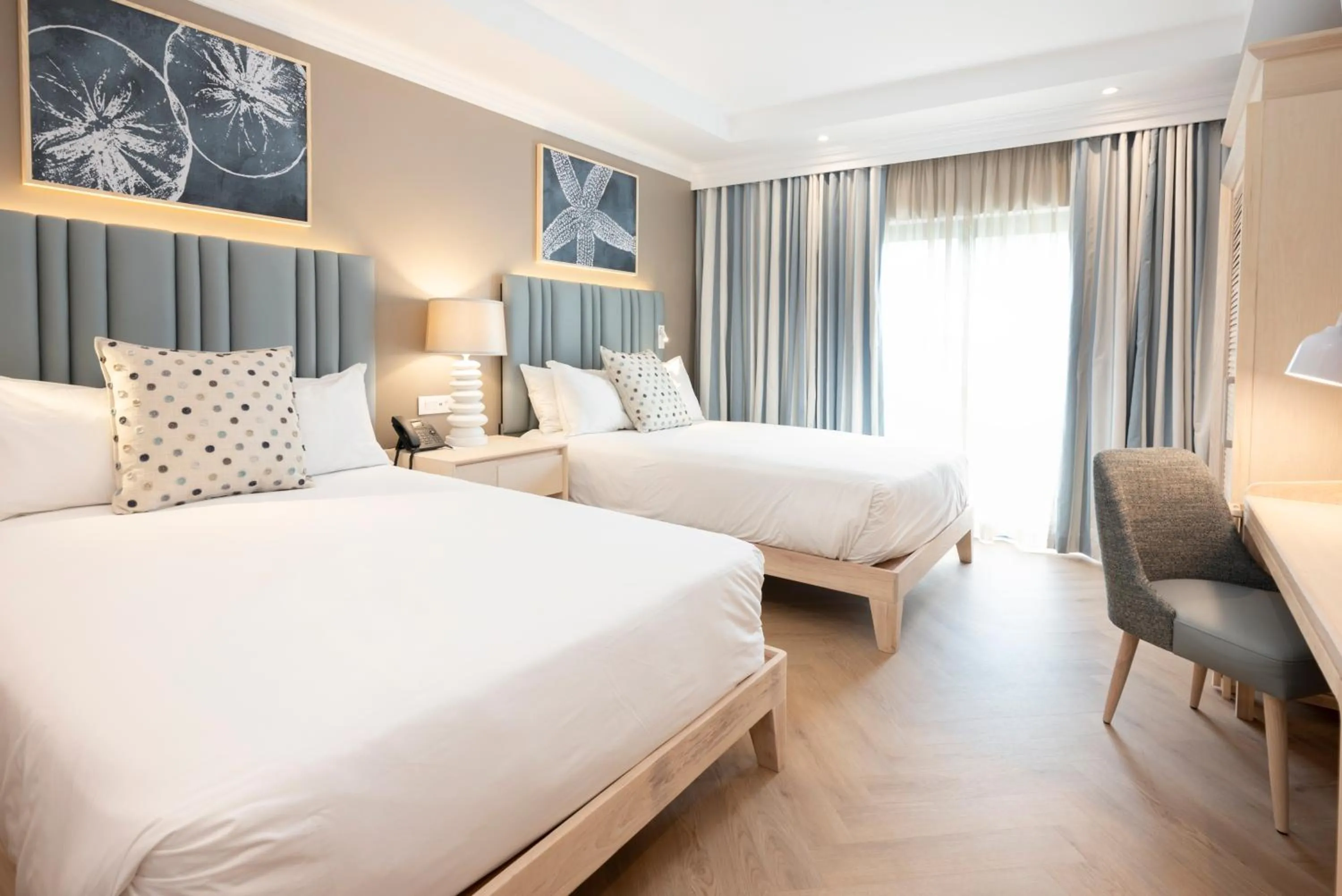 Bed in Garden Route Hotel