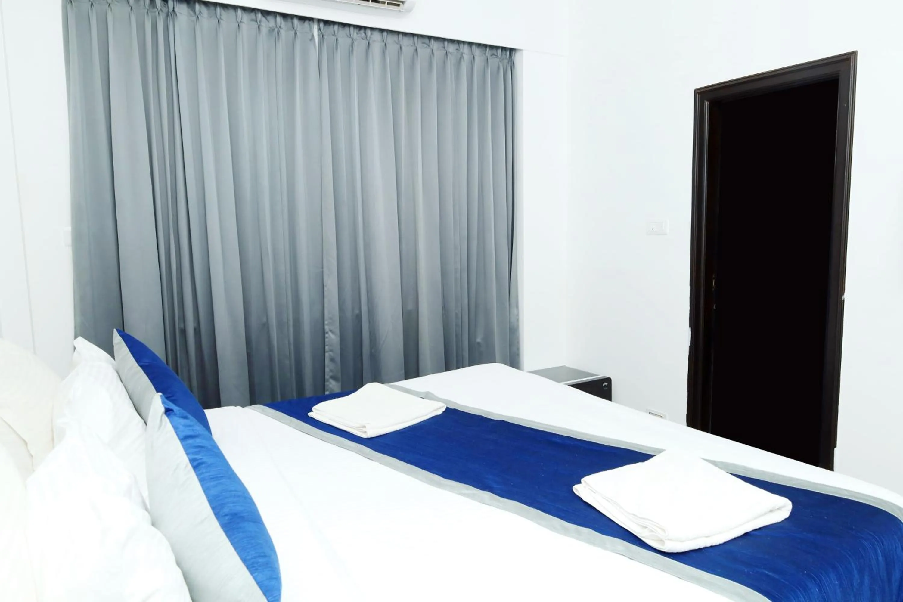 View (from property/room), Bed in Felix Inn - Manyata Tech Park