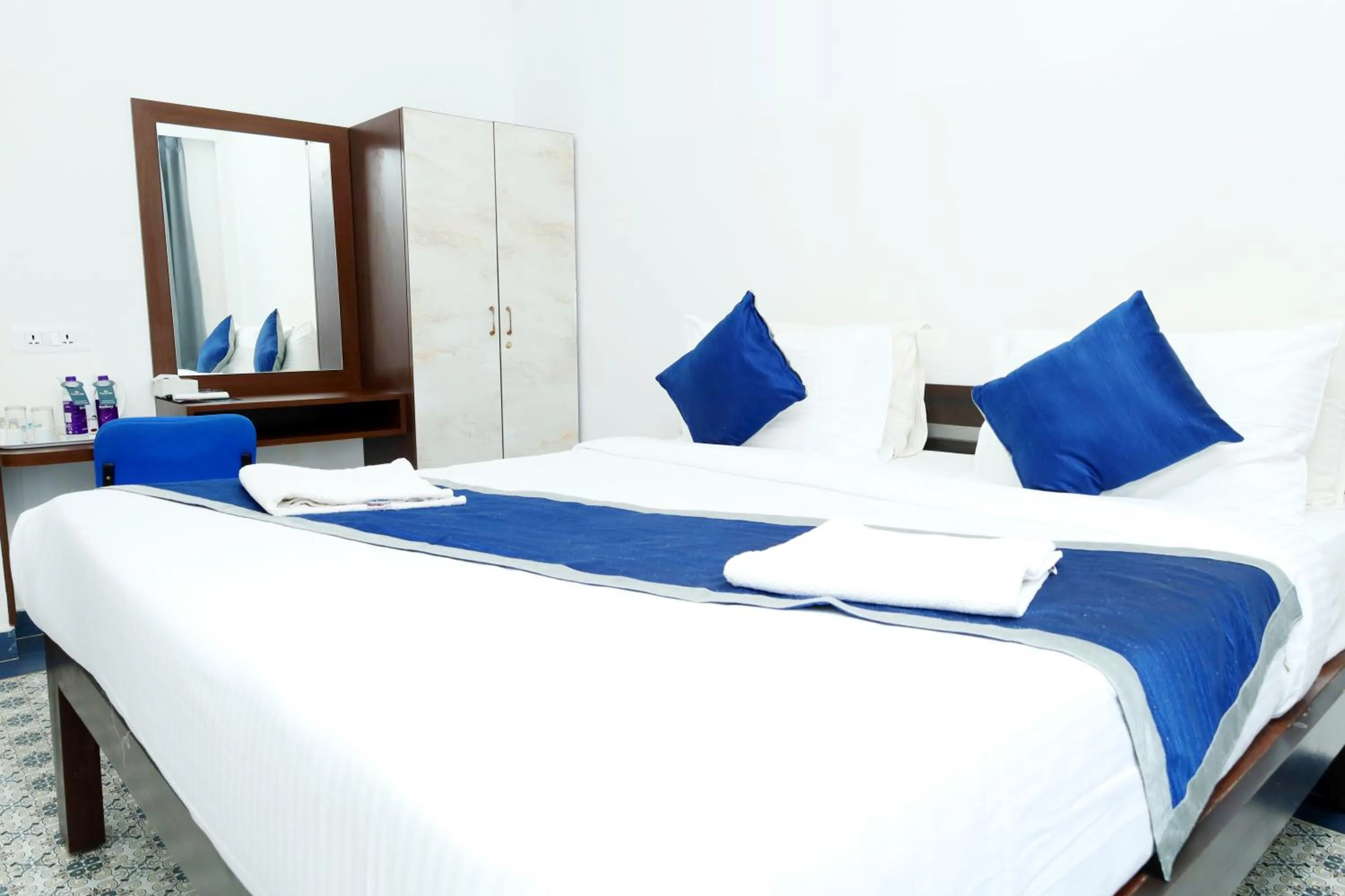 Bed in Felix Inn - Manyata Tech Park