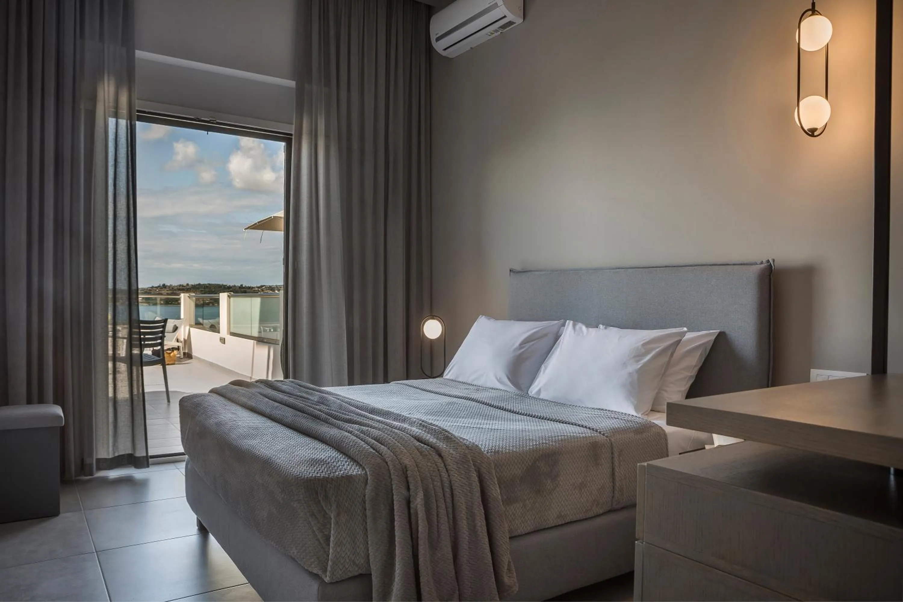 Bed in Limanaki Hotel