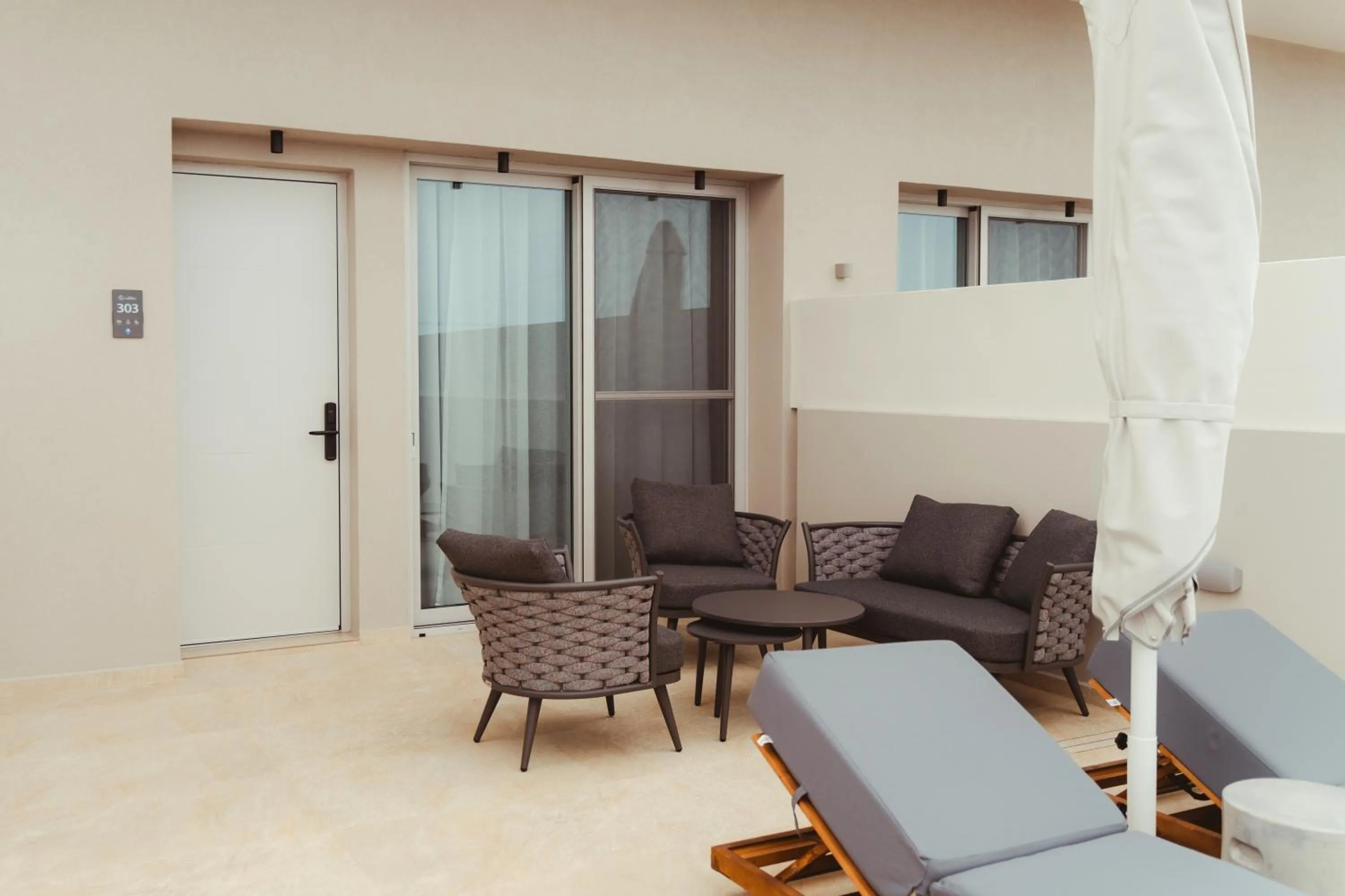 Living room in Limanaki Hotel